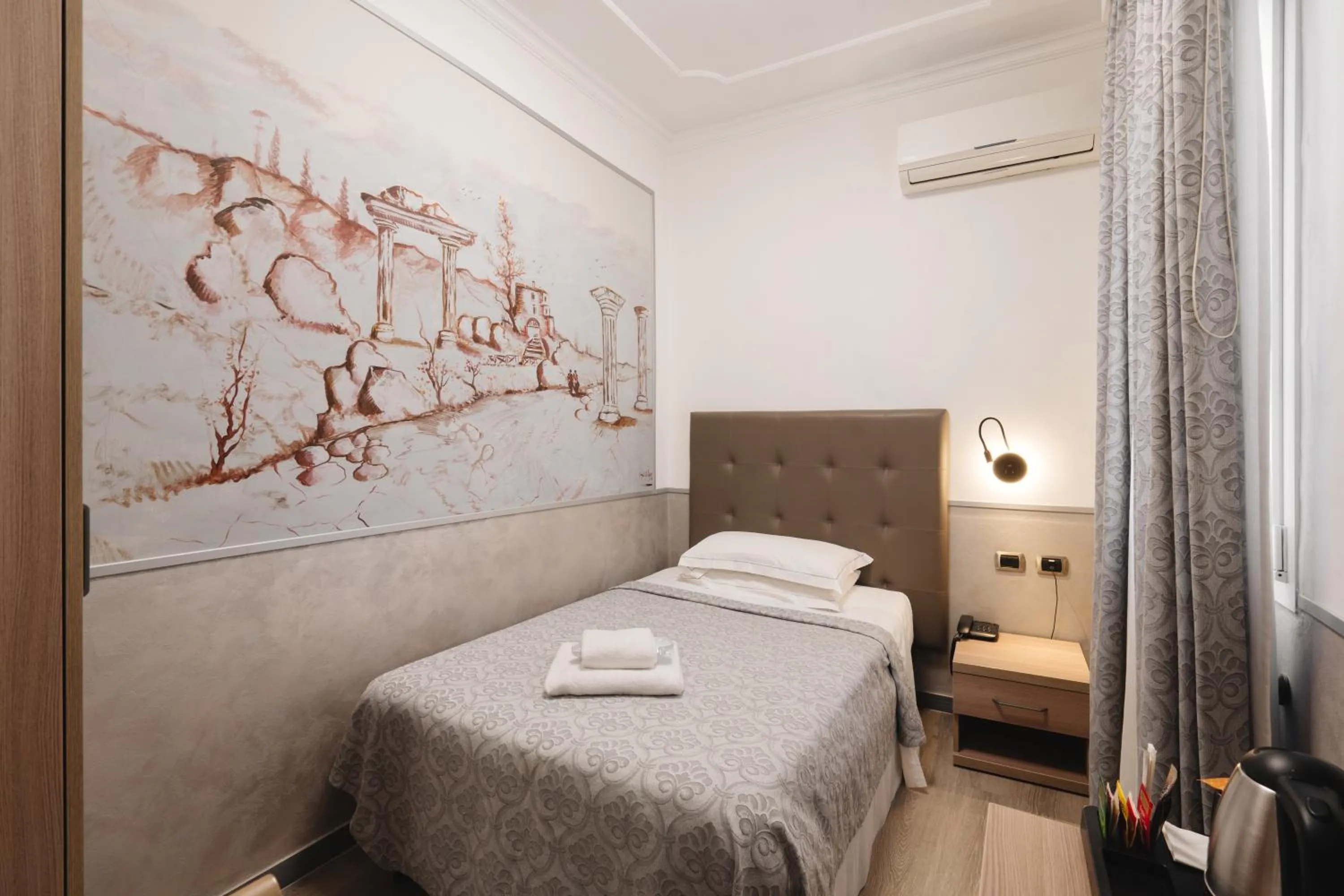 Bed in Affittacamere Centro Cavour