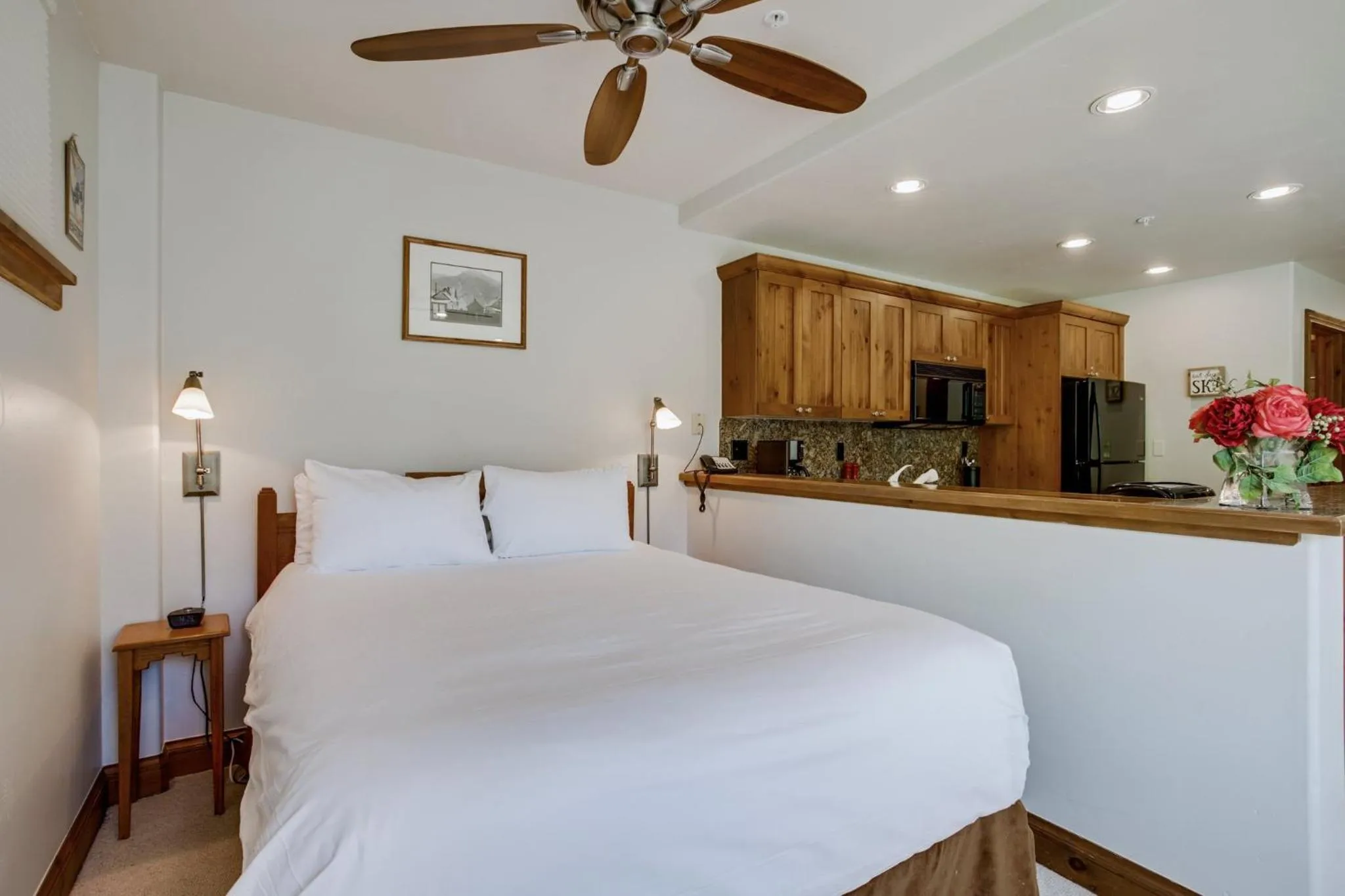 Photo of the whole room, Bed in Elkhorn Lodge, A Vail Resorts Property