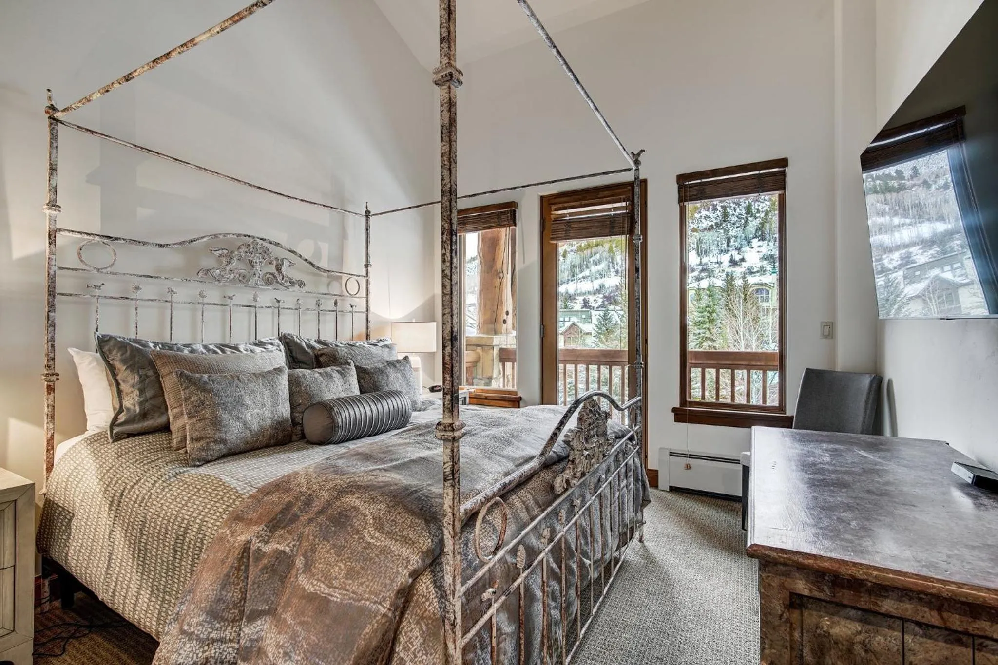 Bedroom, Bed in Elkhorn Lodge, A Vail Resorts Property