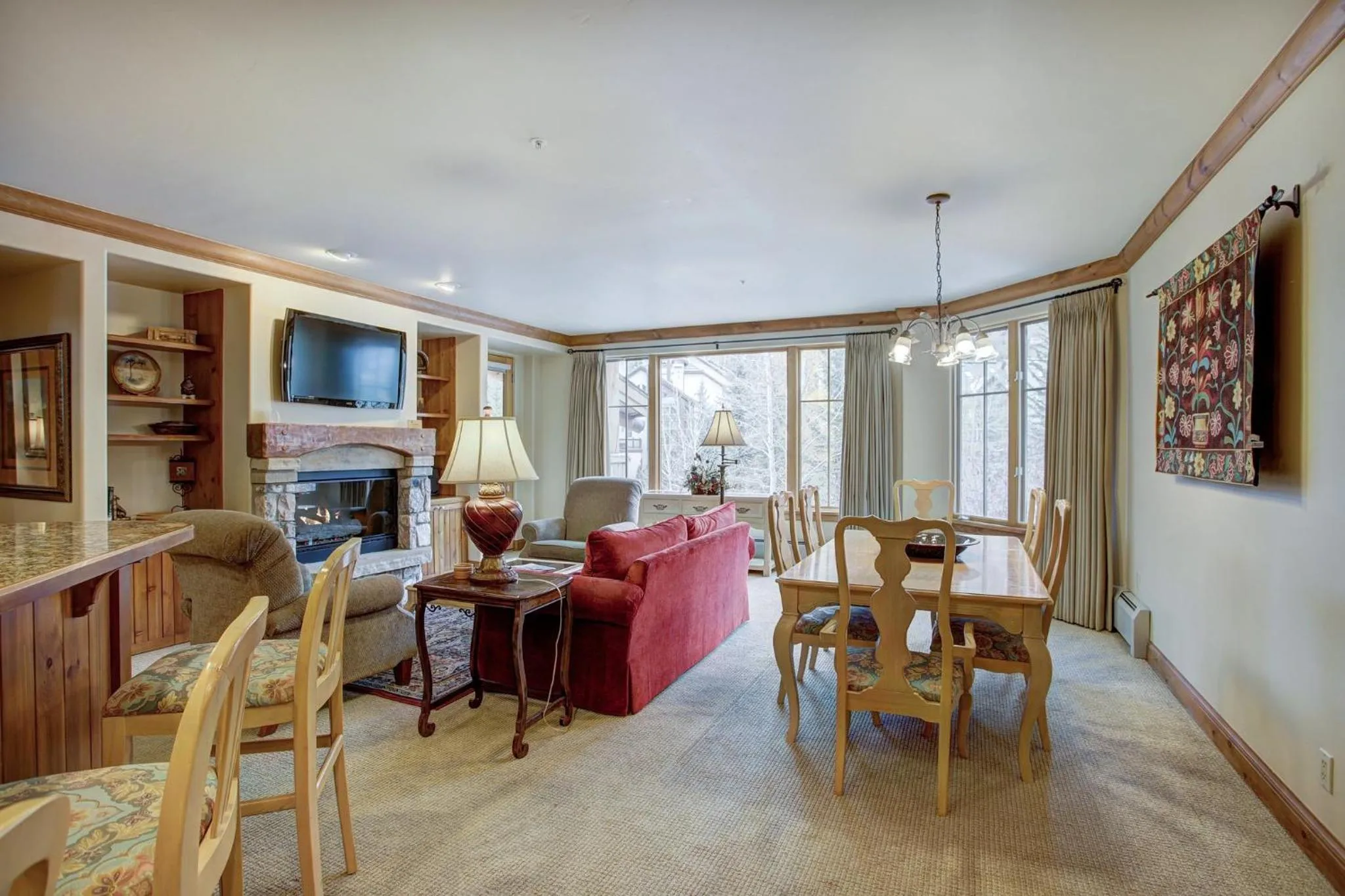 Living room in Elkhorn Lodge, A Vail Resorts Property