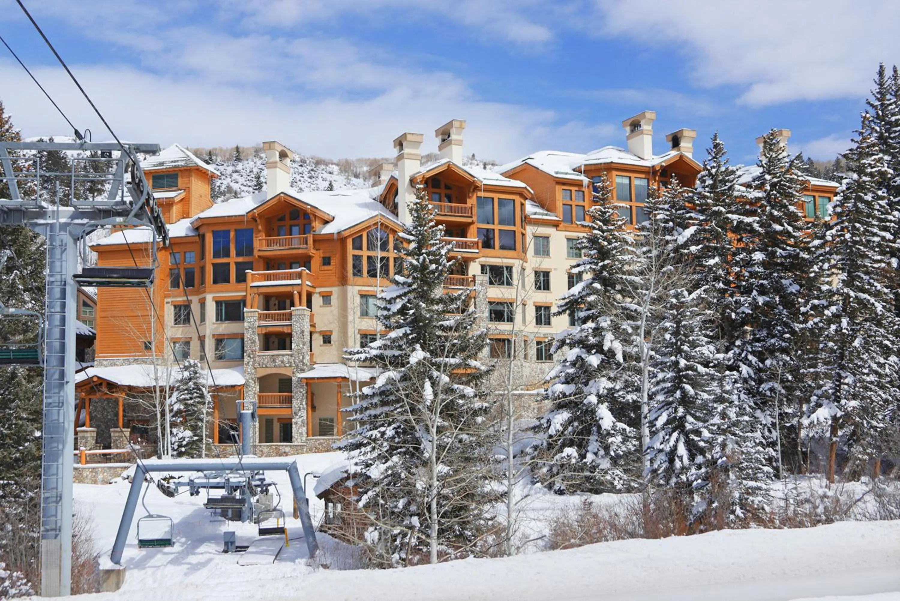Property building in Elkhorn Lodge, A Vail Resorts Property