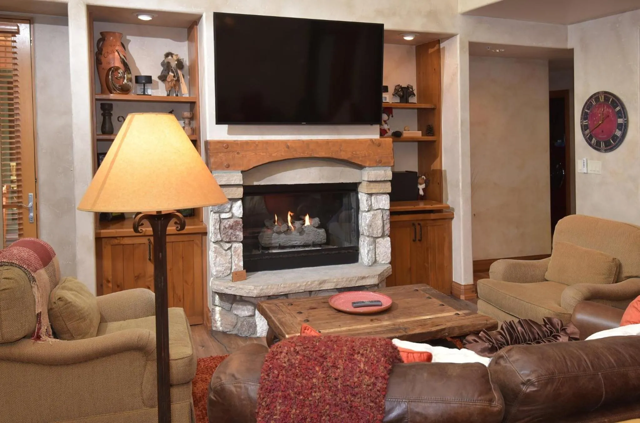 Living room in Elkhorn Lodge, A Vail Resorts Property