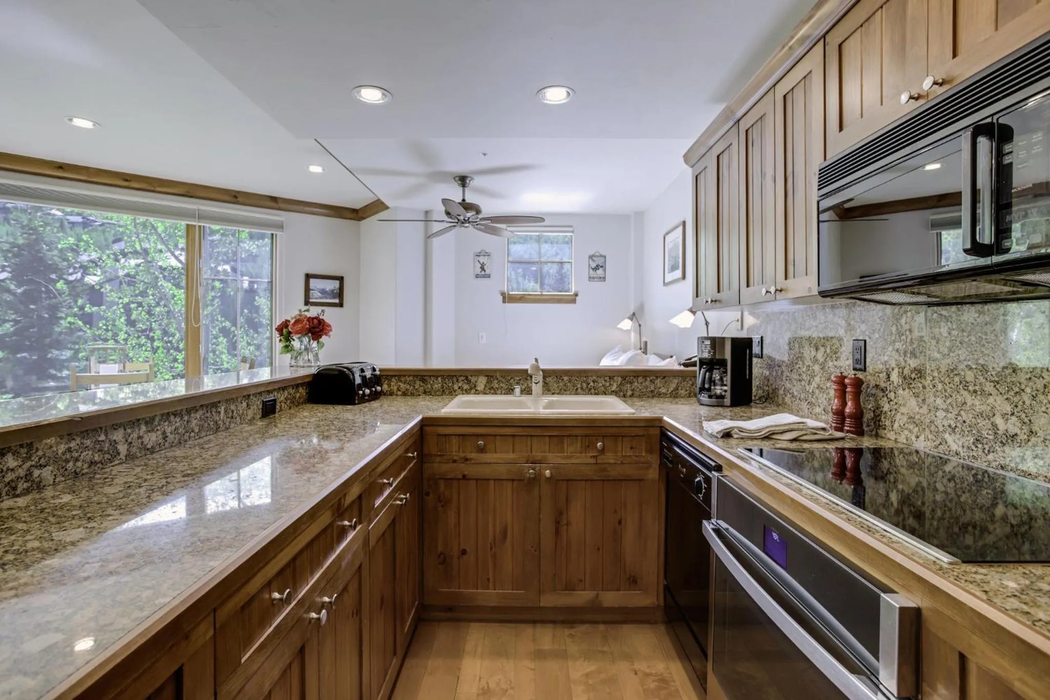 Kitchen or kitchenette in Elkhorn Lodge, A Vail Resorts Property