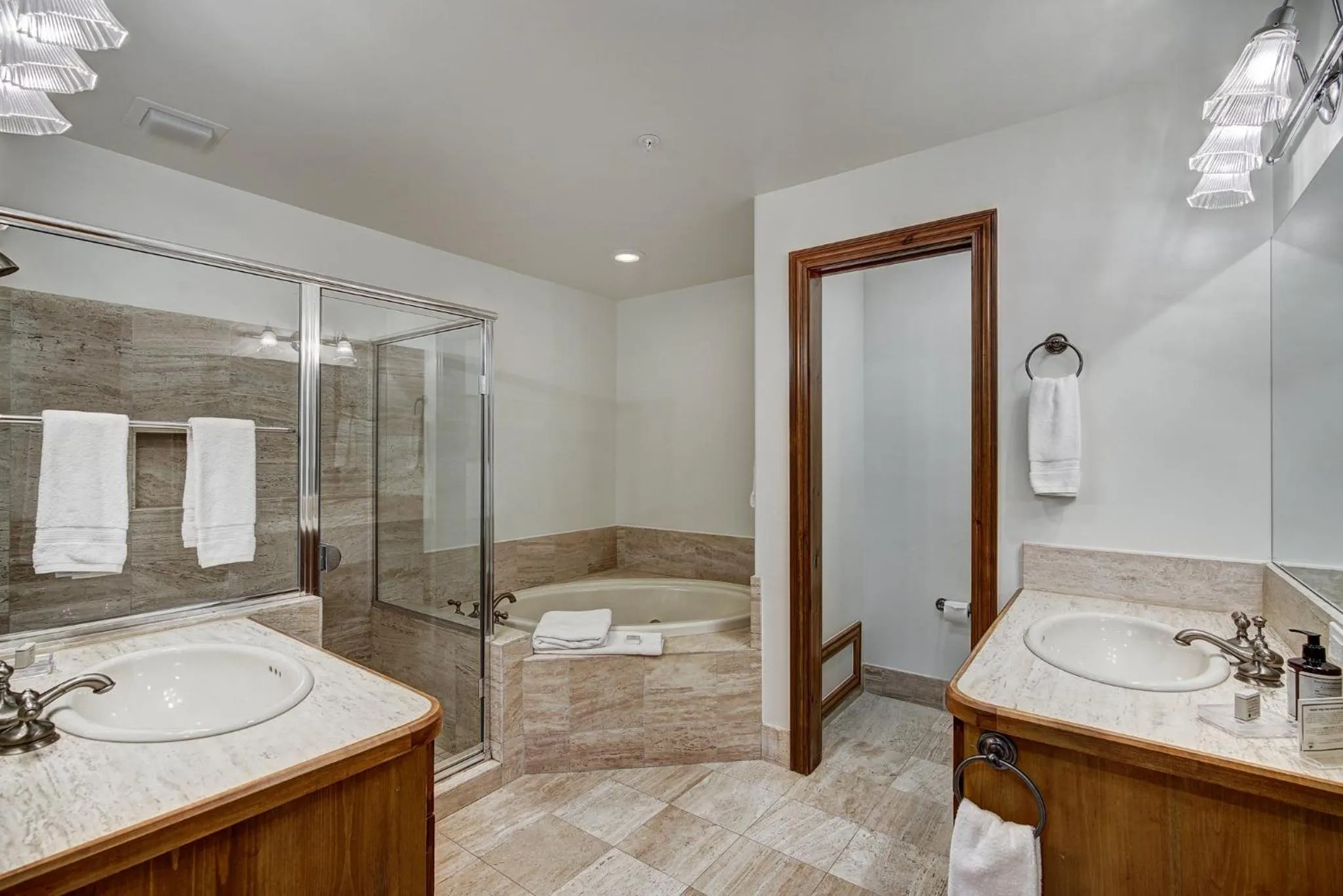 Bathroom in Elkhorn Lodge, A Vail Resorts Property