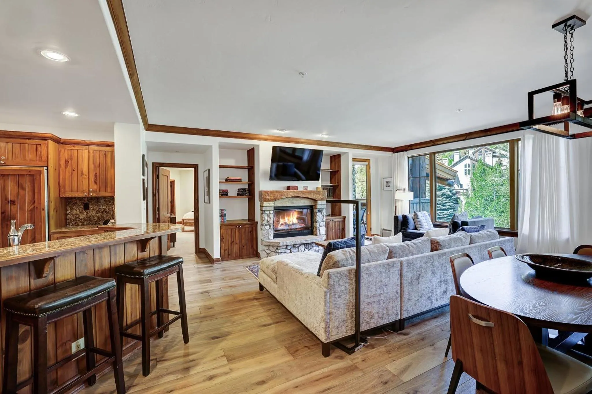 Living room in Elkhorn Lodge, A Vail Resorts Property