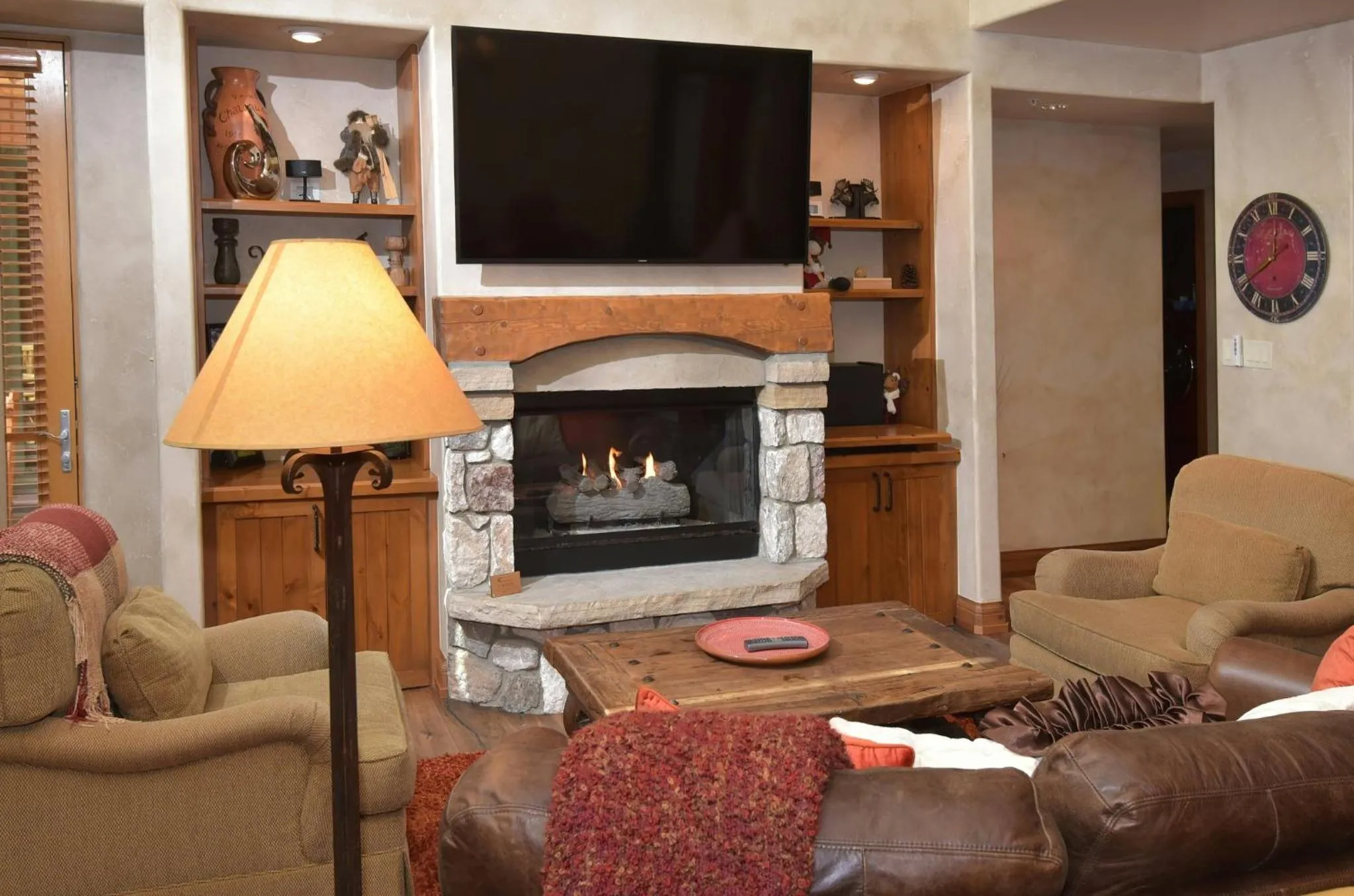 Living room in Elkhorn Lodge, A Vail Resorts Property