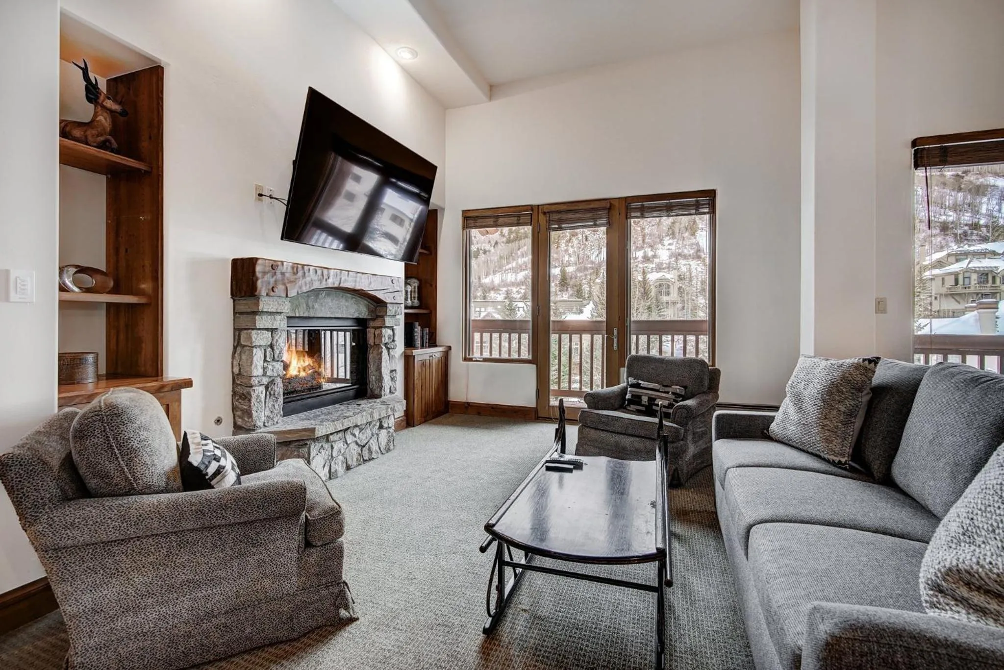 Living room in Elkhorn Lodge, A Vail Resorts Property