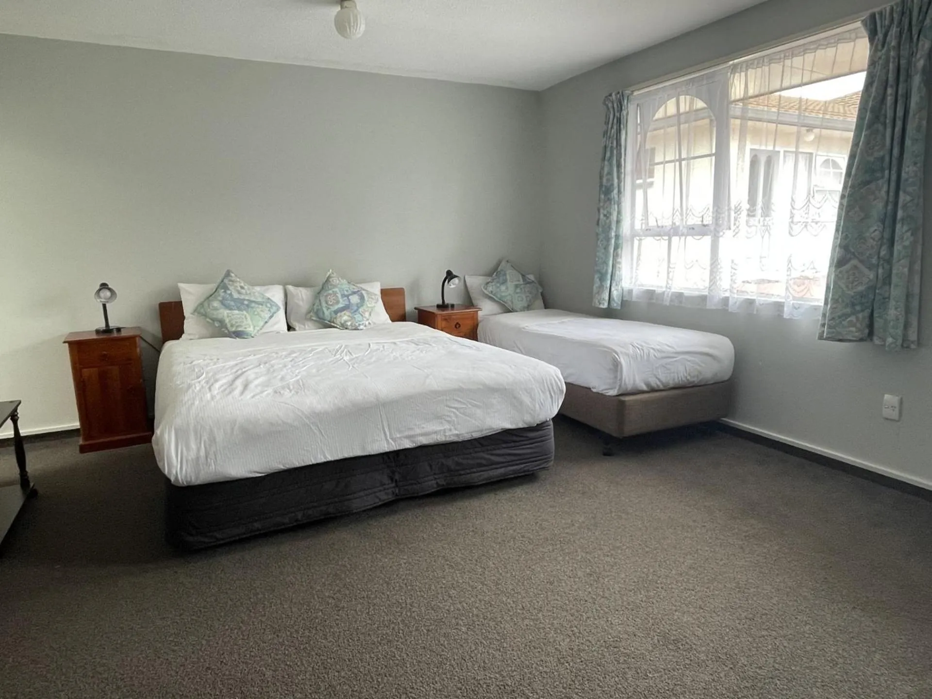 Bedroom, Bed in Earnslaw Motel