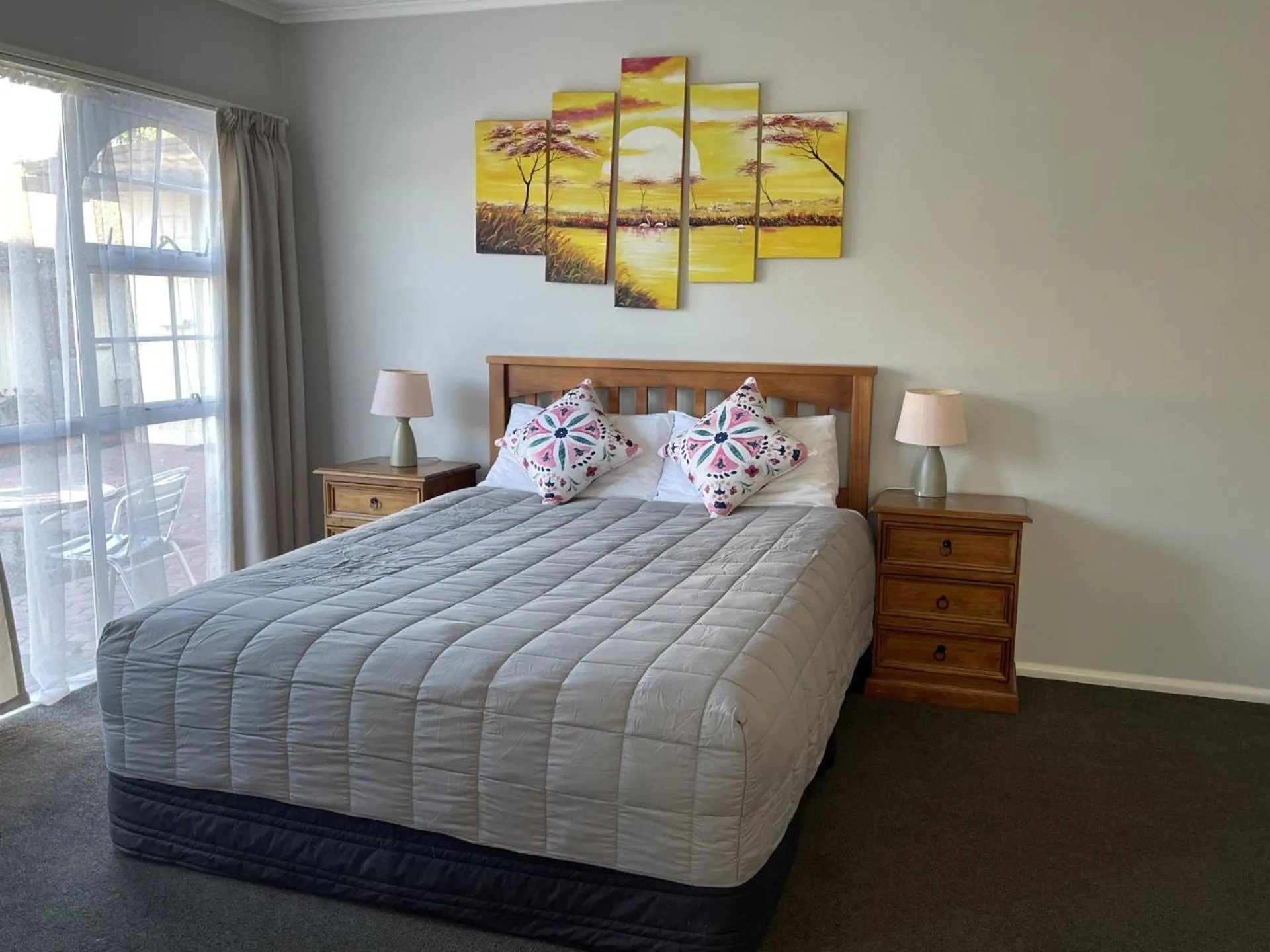 Bedroom, Bed in Earnslaw Motel
