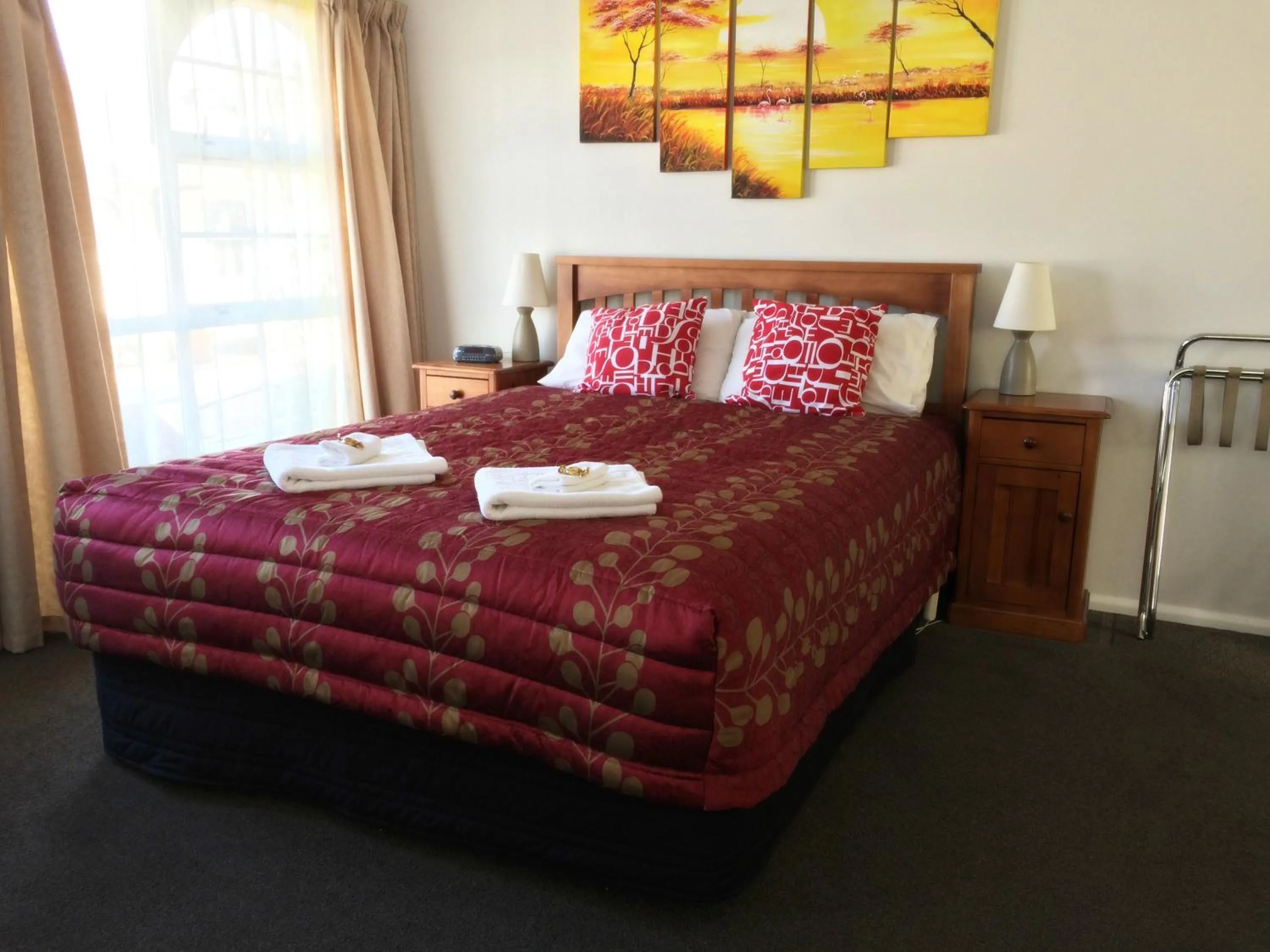 Bedroom, Bed in Earnslaw Motel