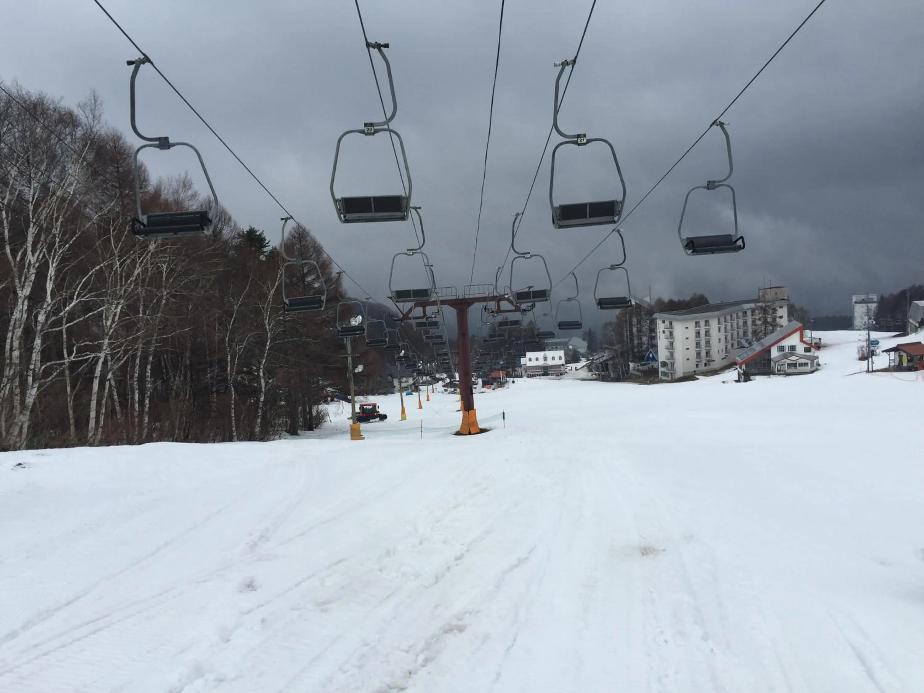 Skiing in Ryuo Park Hotel