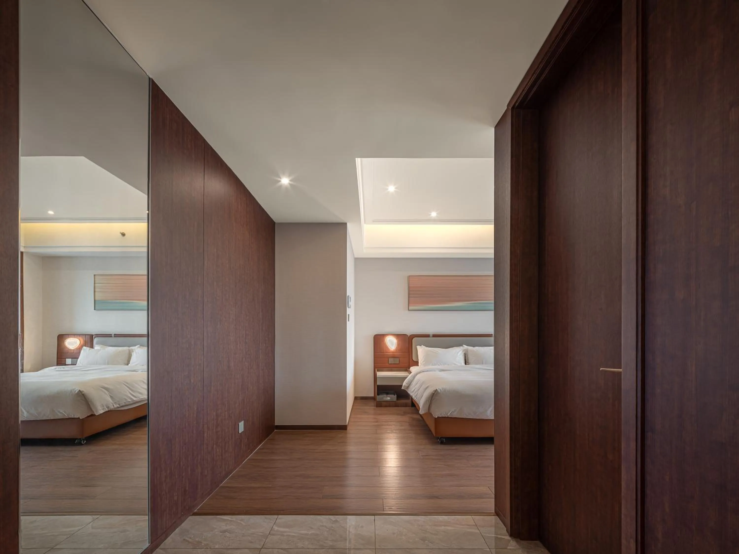 Bed in Dalian Zhongshan Square Seaview Meilun Hotel