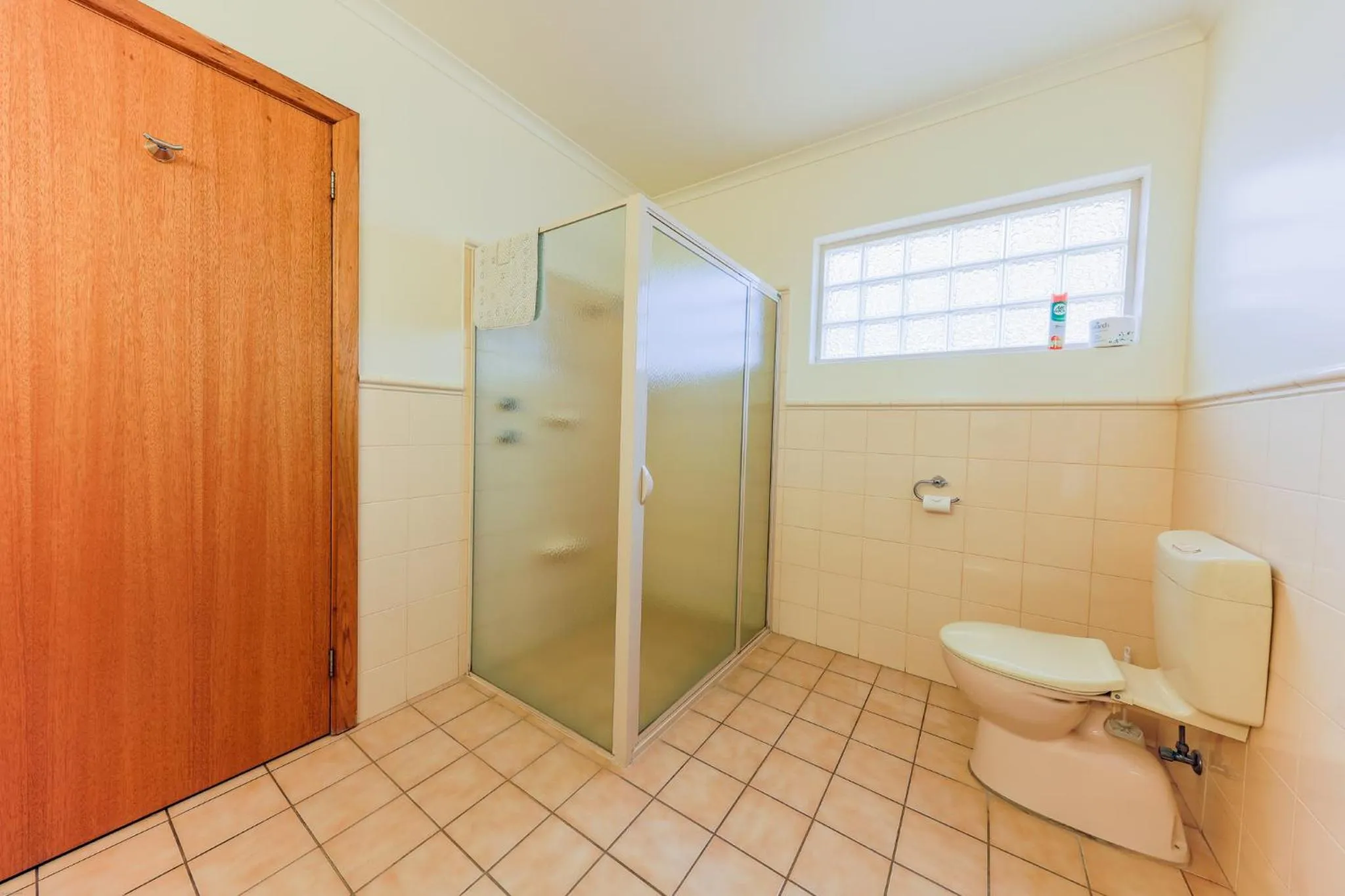 Bathroom in Country Roads Motor Inn Naracoorte