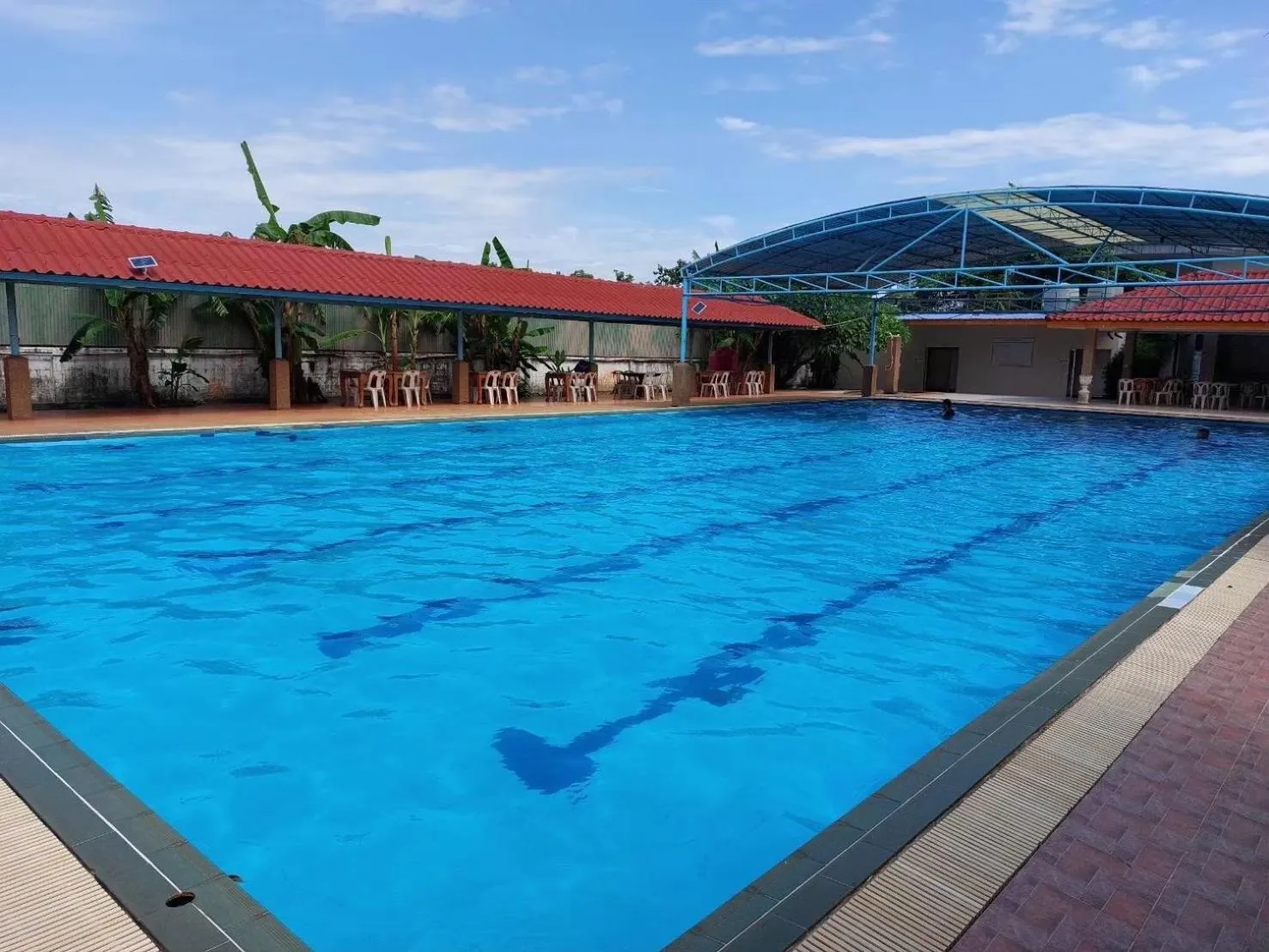 Swimming pool in KP Hotel Udonthani