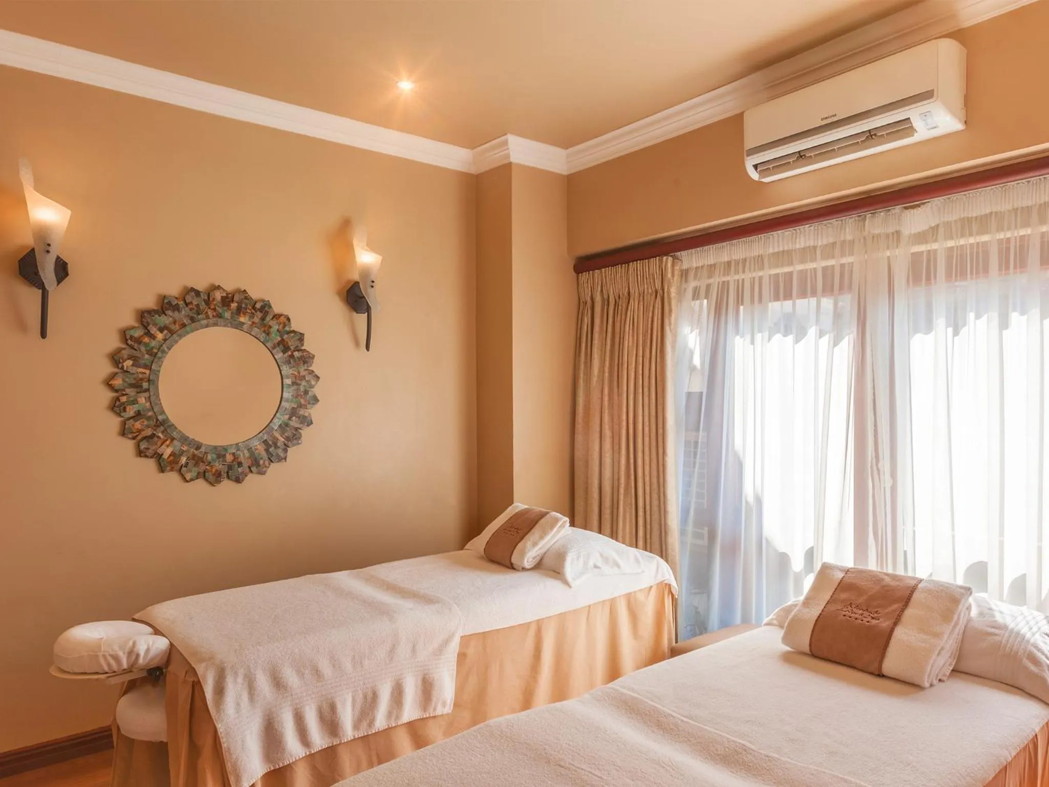 Massage, Bed in Kloofzicht Lodge & Spa