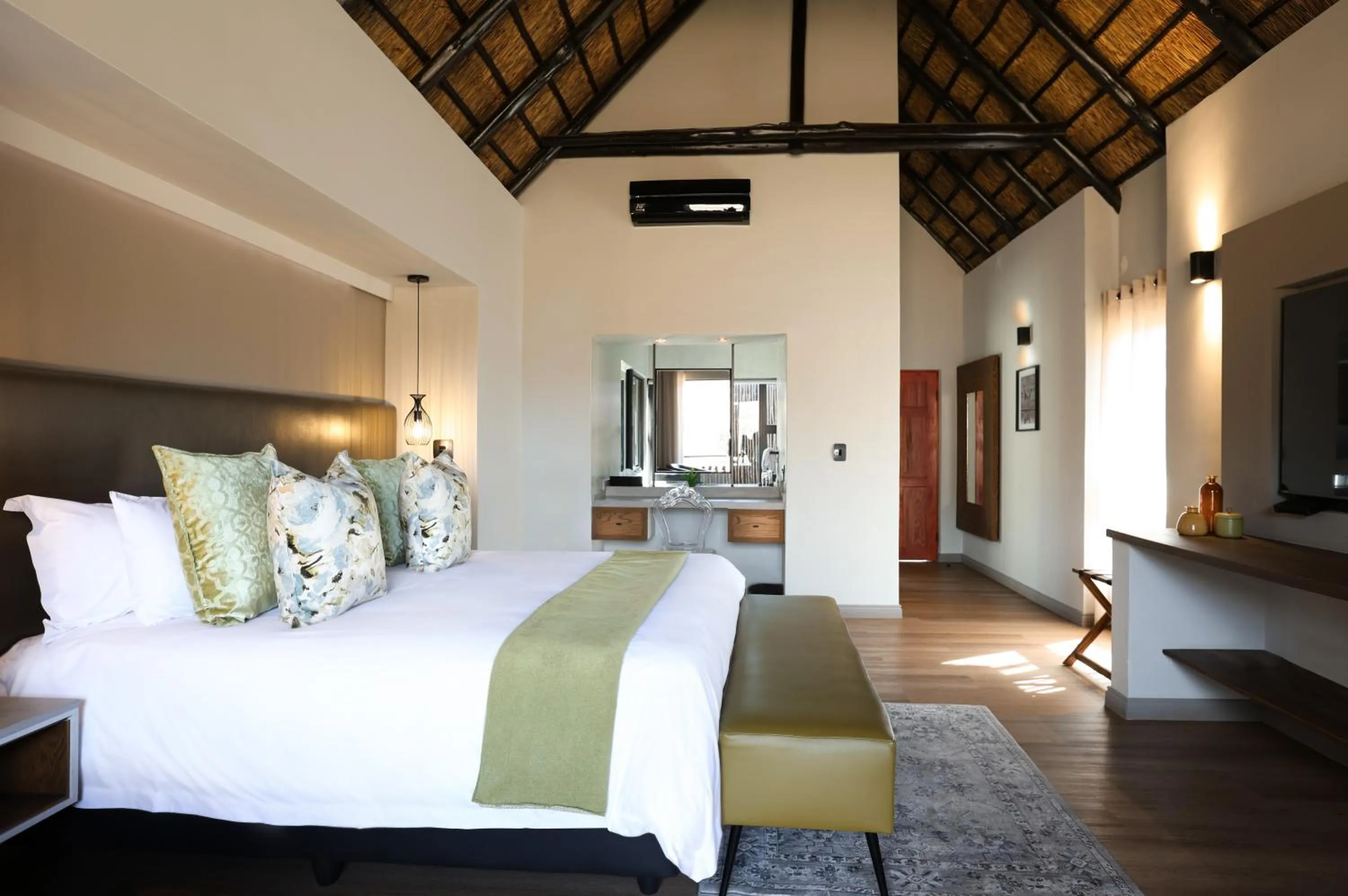 Bed in Kloofzicht Lodge & Spa