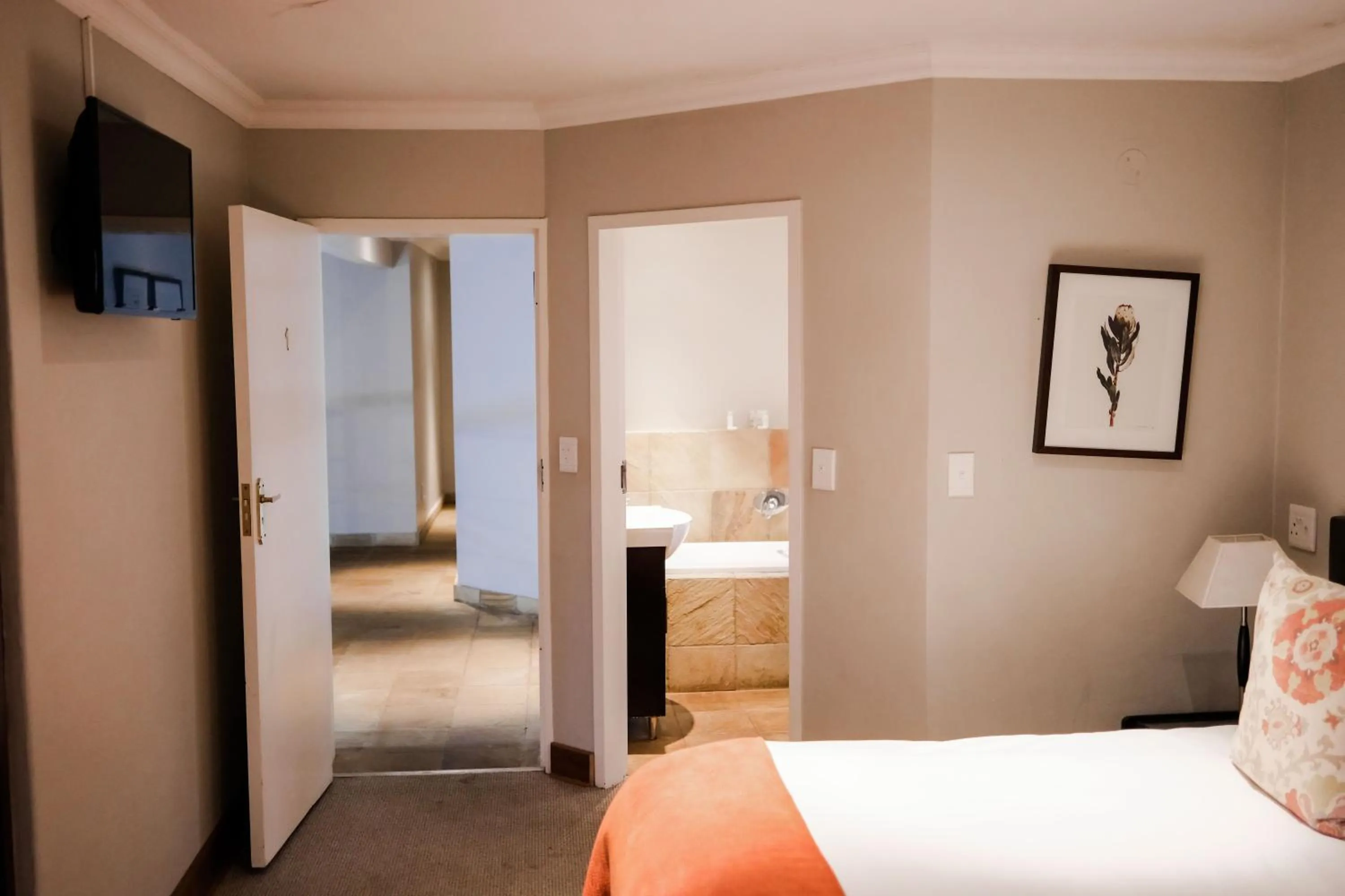 Bedroom, Bed in Glenburn Lodge & Spa