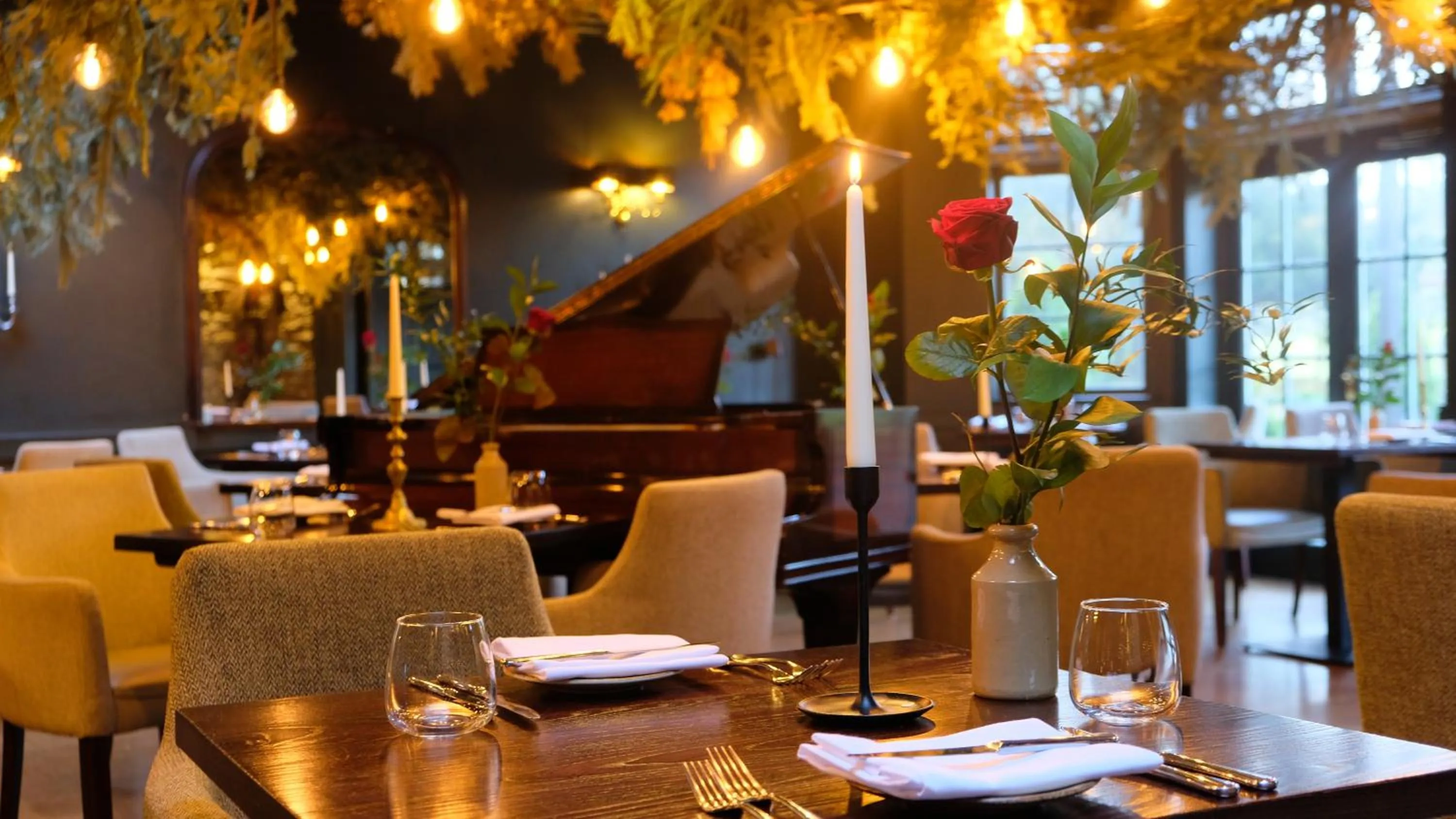 Restaurant/places to eat in Simonstone Hall Hotel