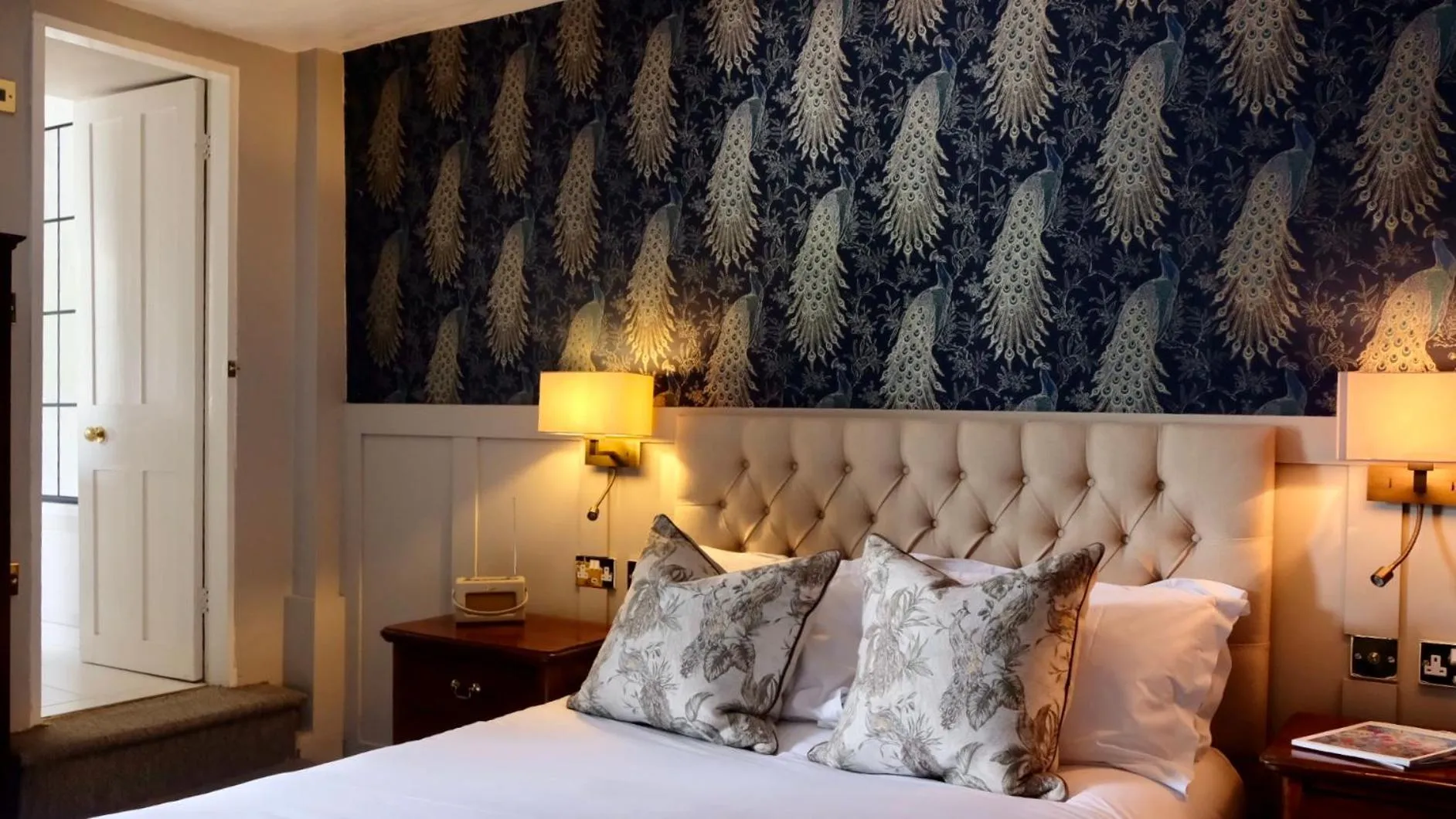 Bedroom, Bed in Simonstone Hall Hotel