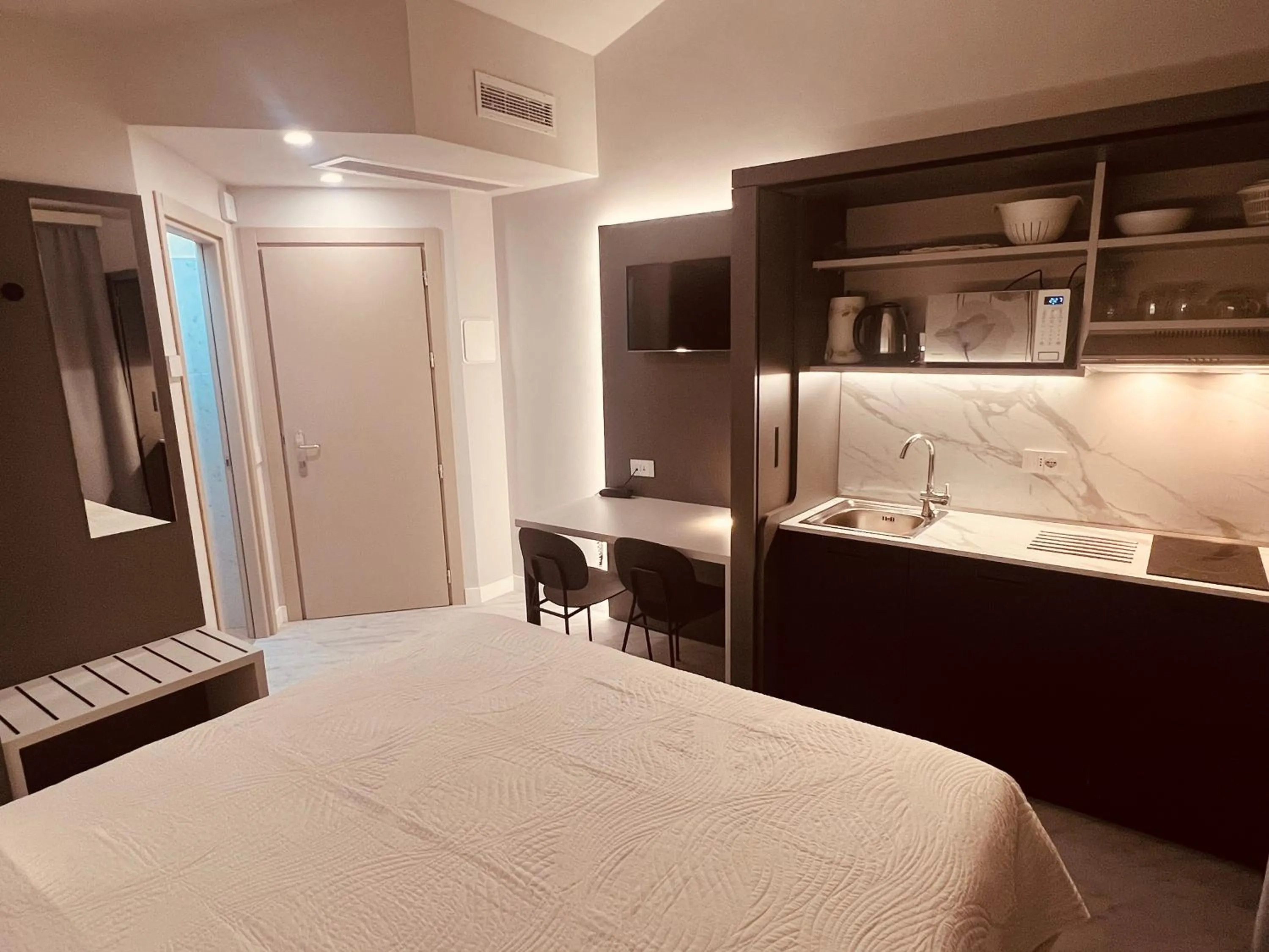 Kitchen or kitchenette, Bed in Del Prado