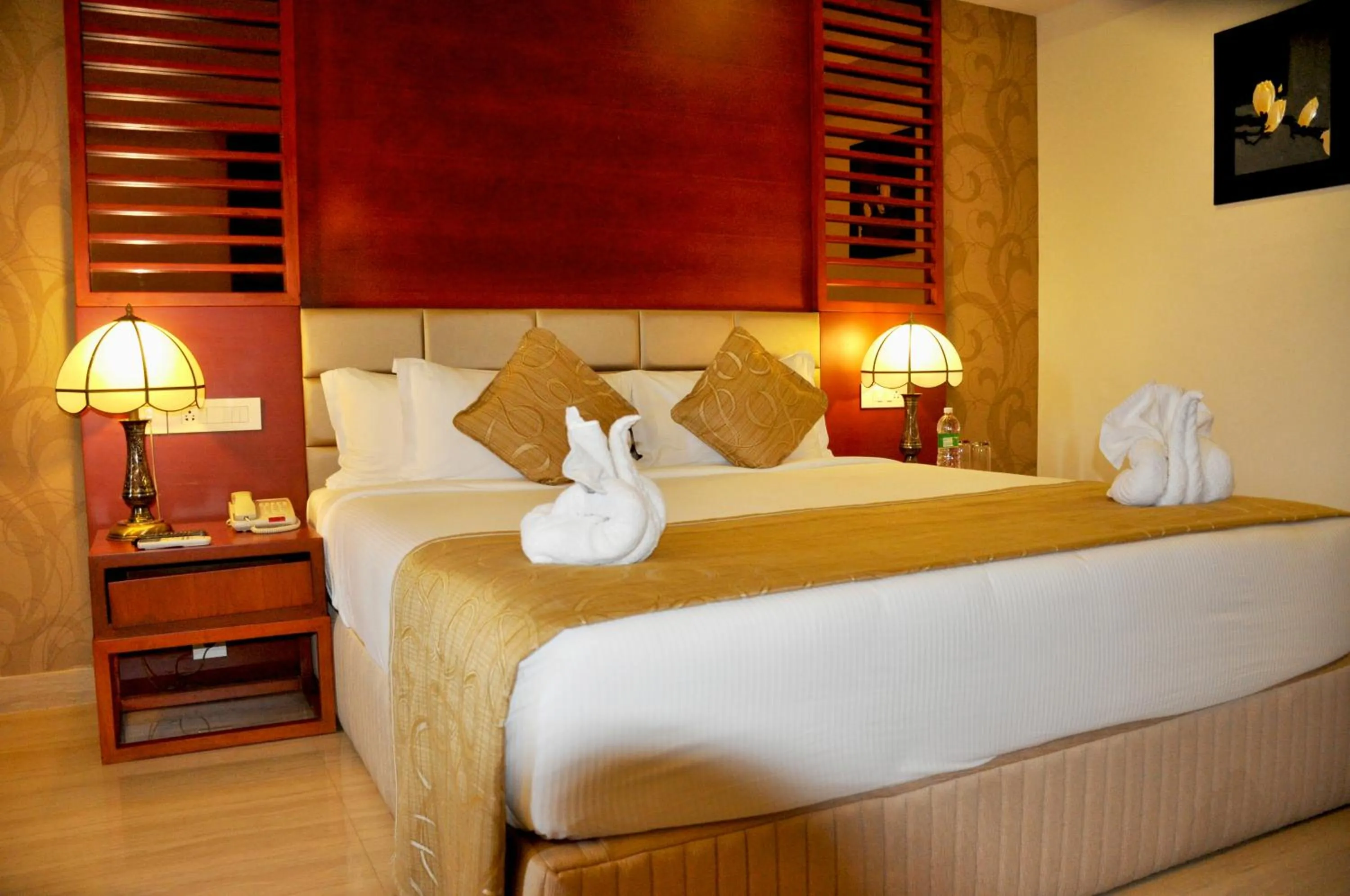 Bedroom in Lake Palace Trivandrum