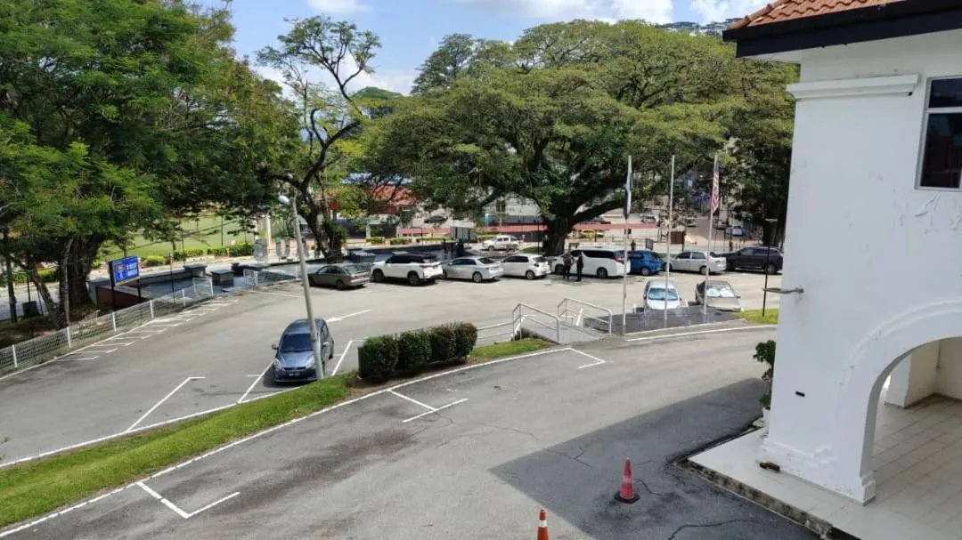 Parking in Pahang Rest House Raub