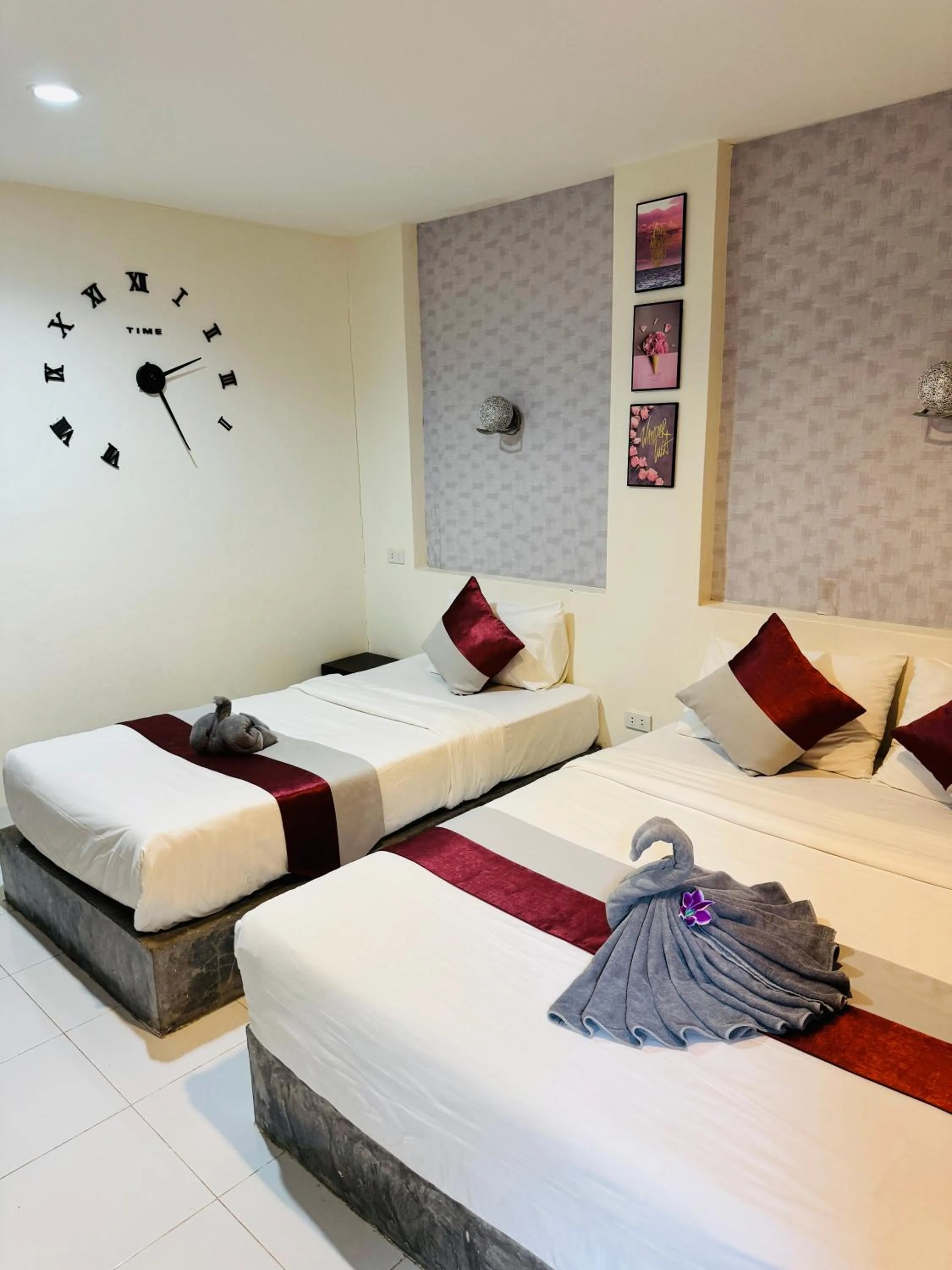 Bed in Andawa Lanta Resort