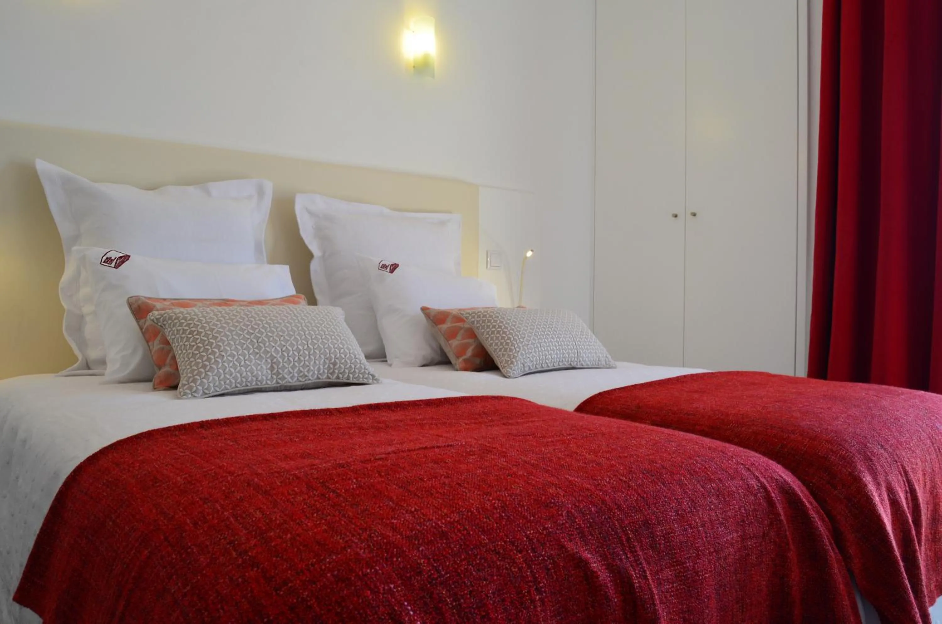 Bed in Entre Vinhas & Mar