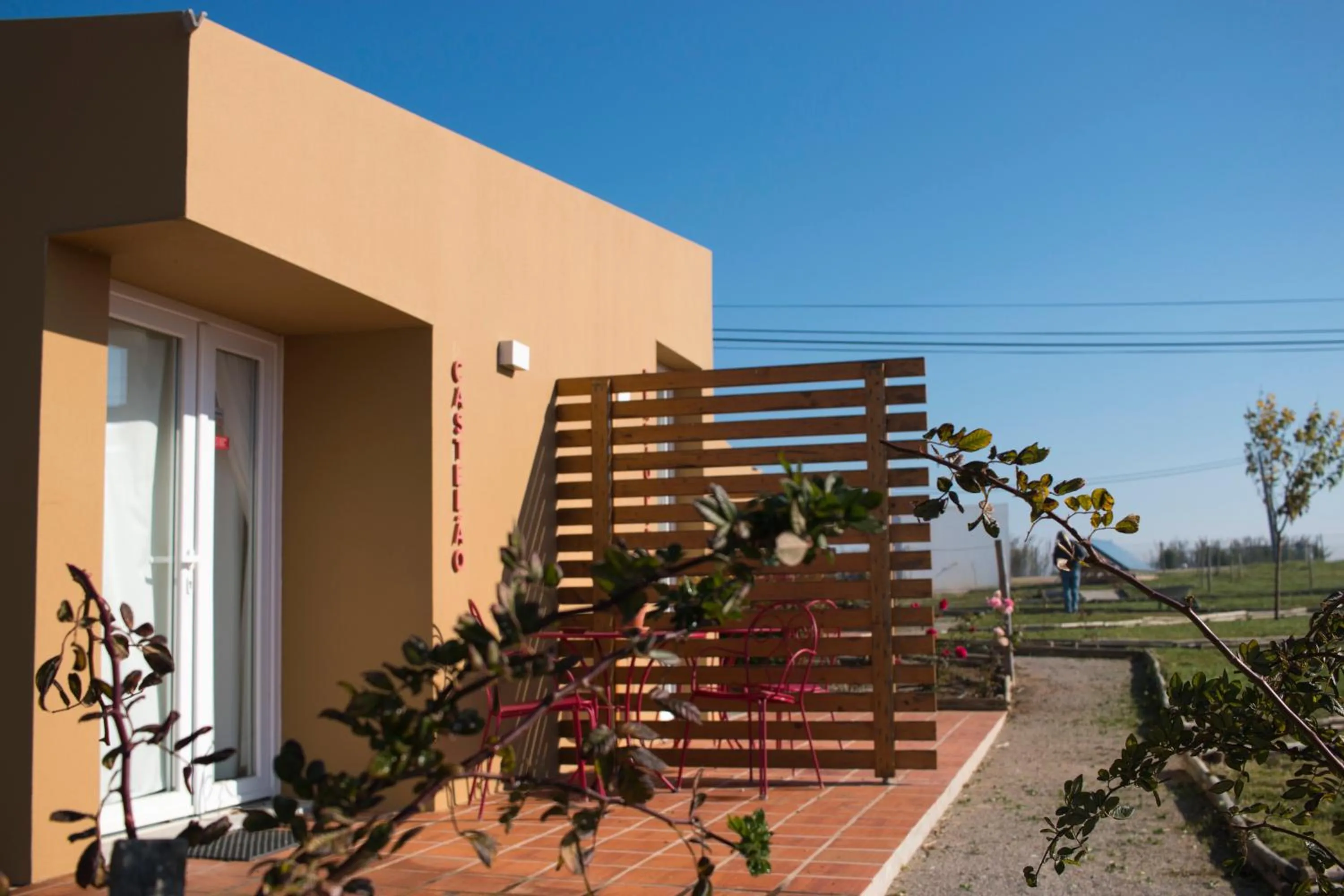 Garden view in Entre Vinhas & Mar