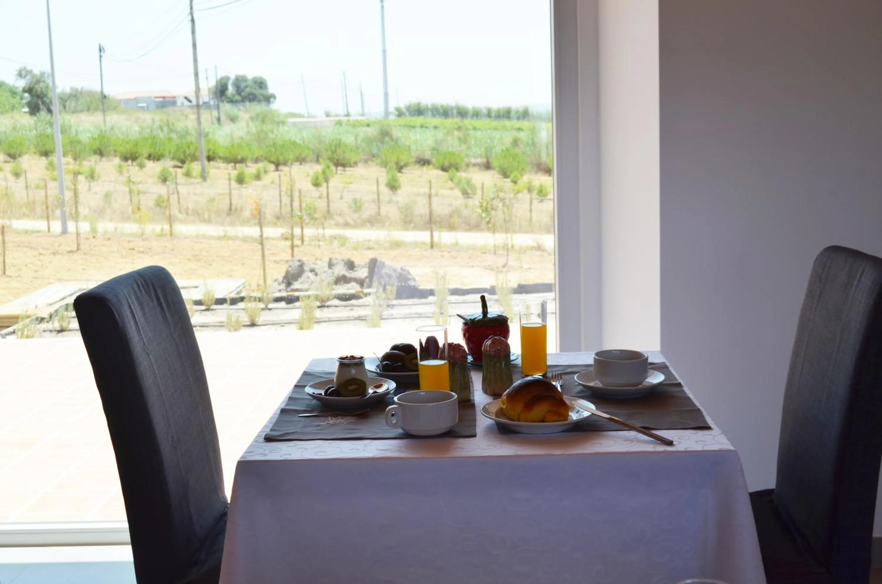 Breakfast in Entre Vinhas & Mar