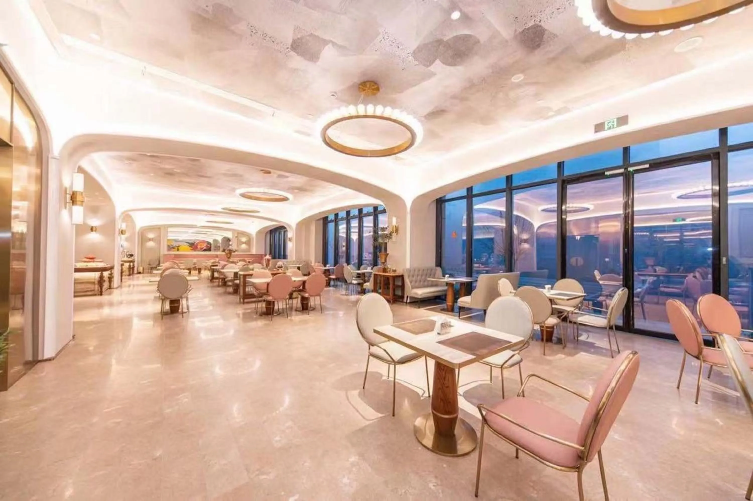 Breakfast in Mercure Xinyang East Railway Station