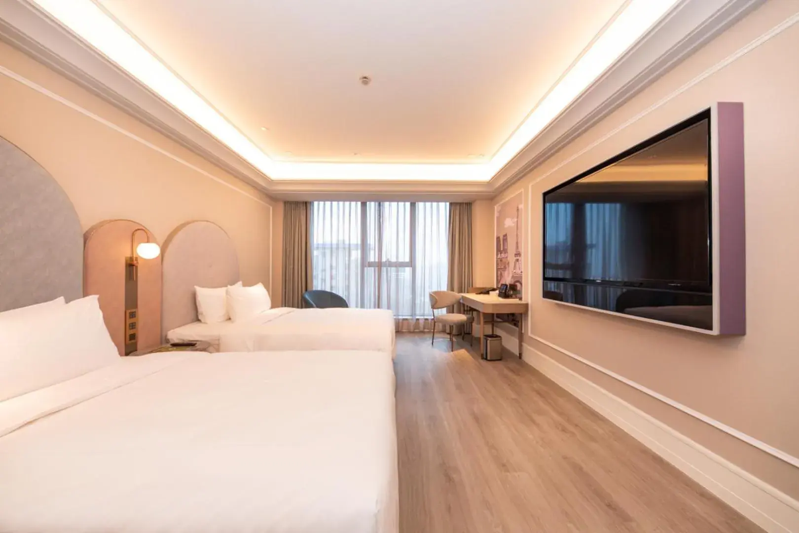 Twin Room with Two Single Beds - Deluxe in Mercure Xinyang East Railway Station Twin Room with Two Single Beds - Deluxe in Mercure Xinyang East Railway Station