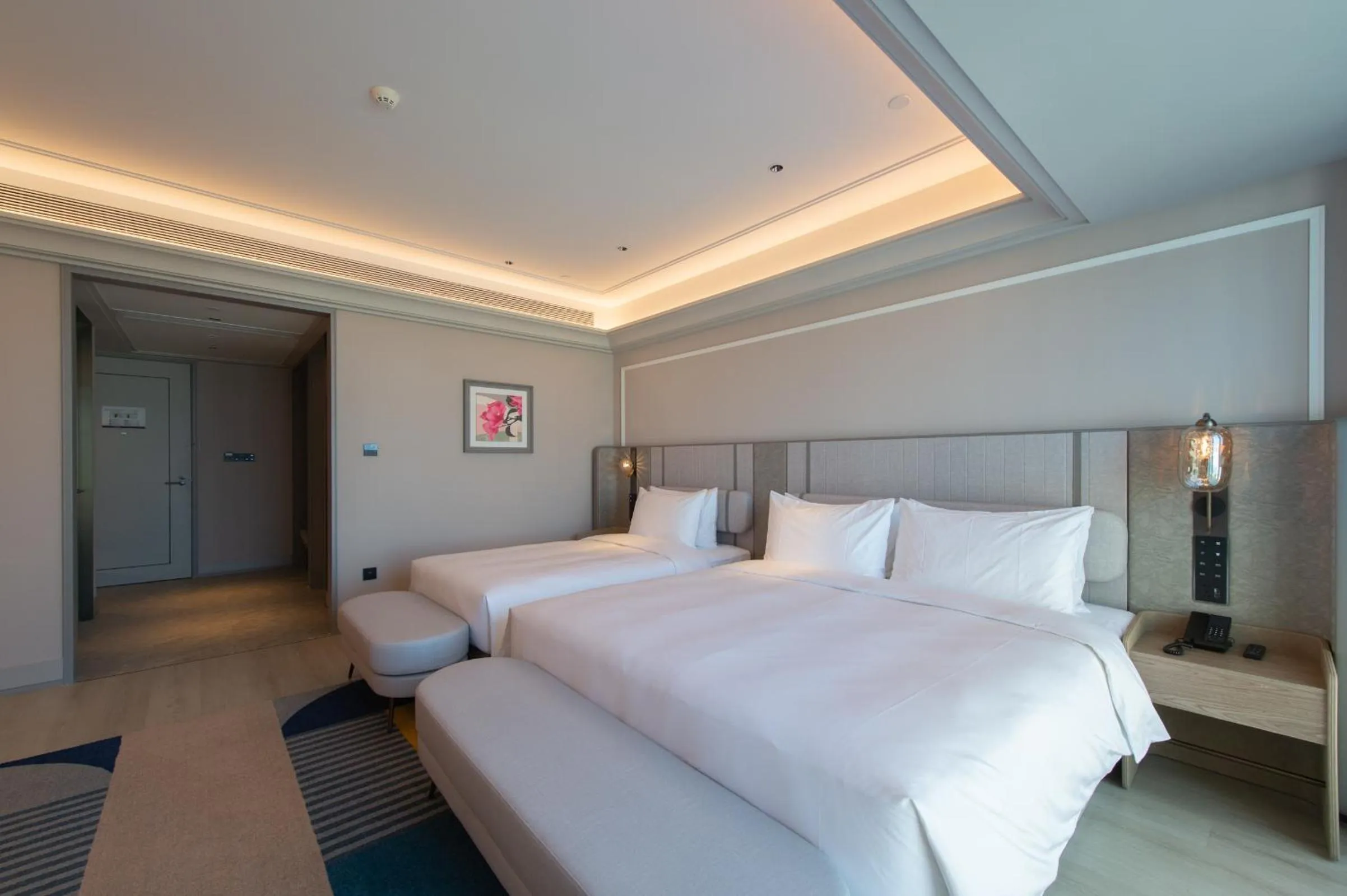 Bed in Mercure Xiamen Science City