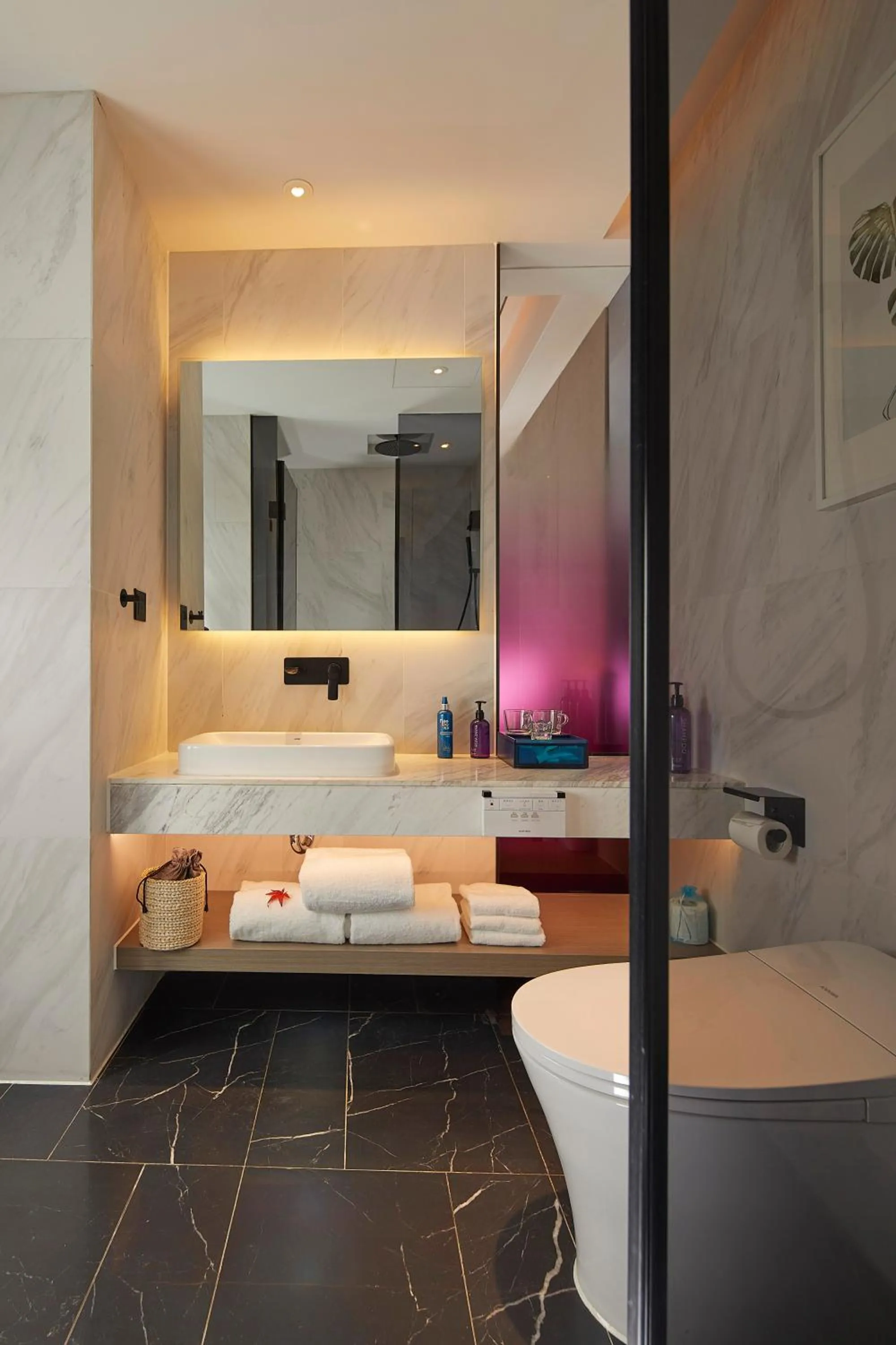 Toilet, Bed in Mercure Tai'an Centre