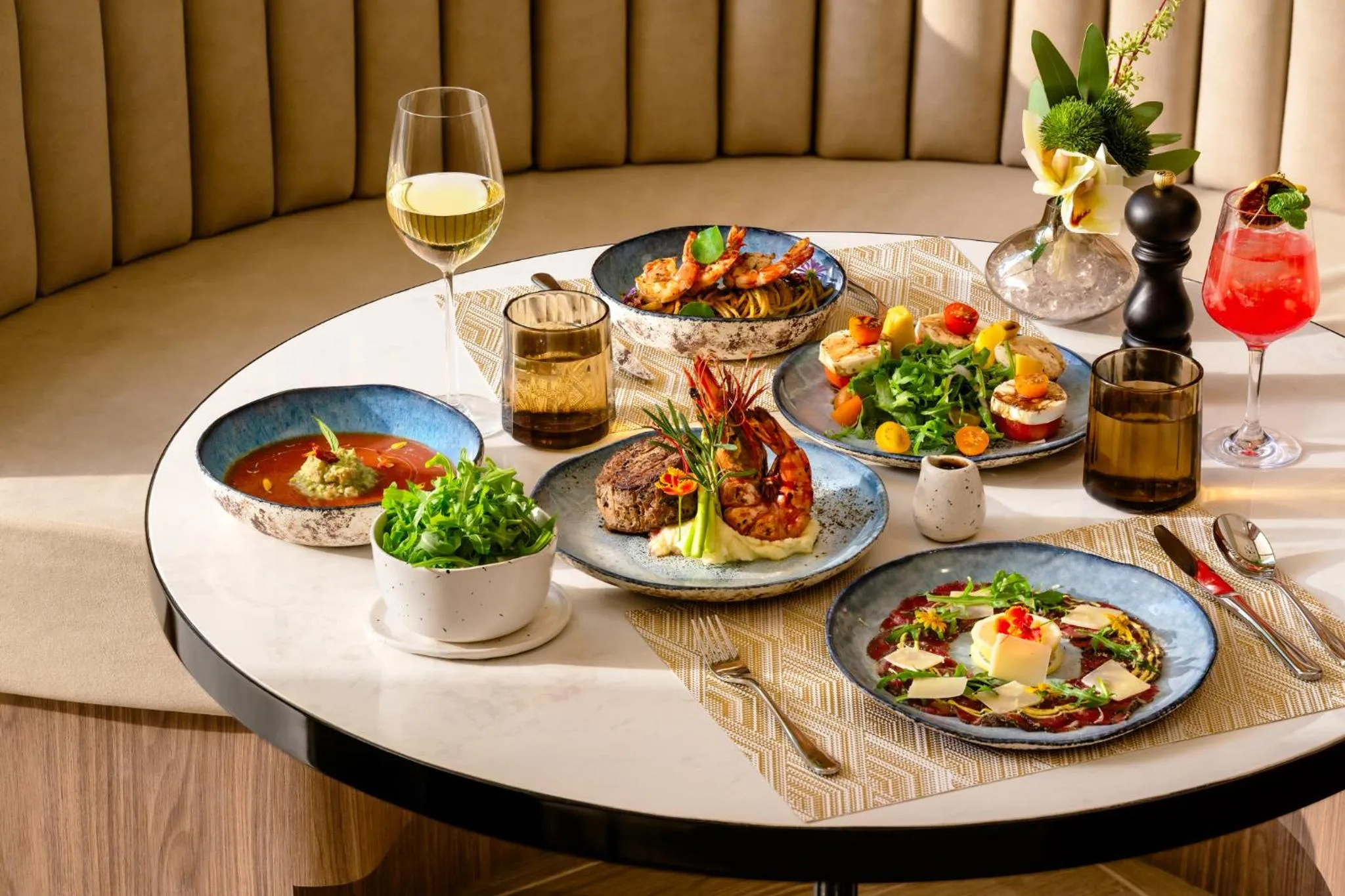 Restaurant/places to eat in Grand Mercure Krabi Ao Nang