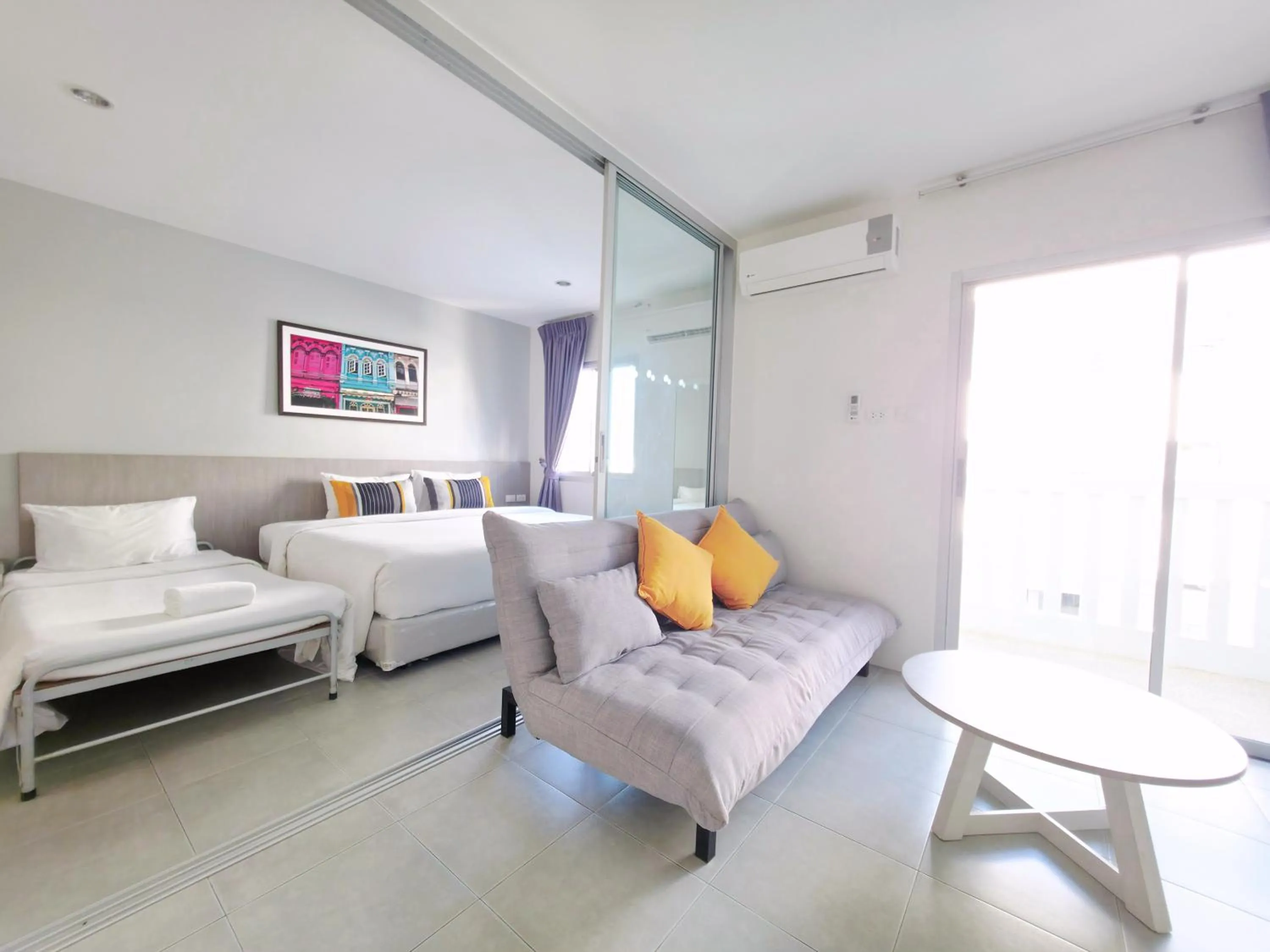 Photo of the whole room, Bed in Recenta Suite Phuket Suanluang