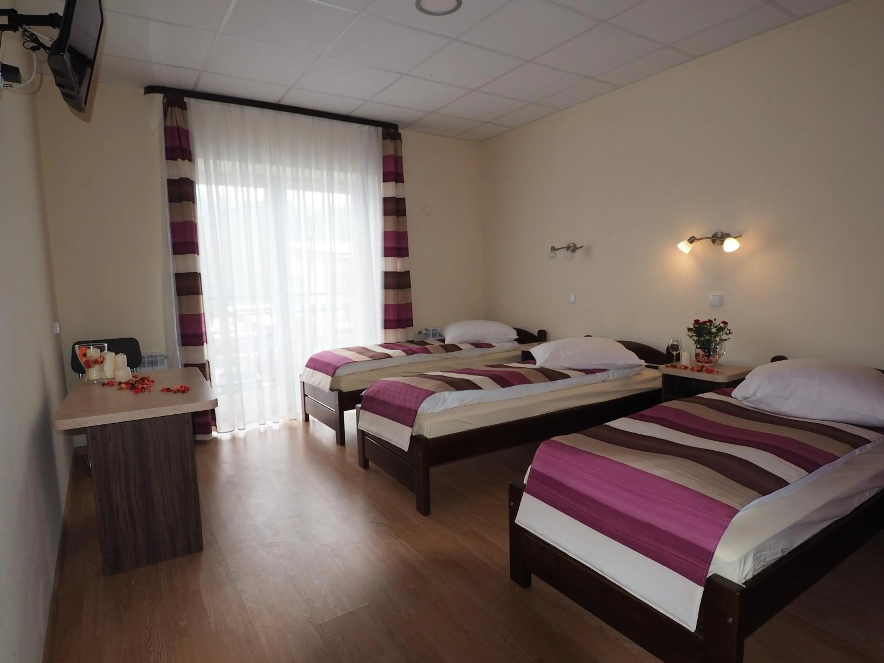 Bedroom, Bed in DW Poronianka