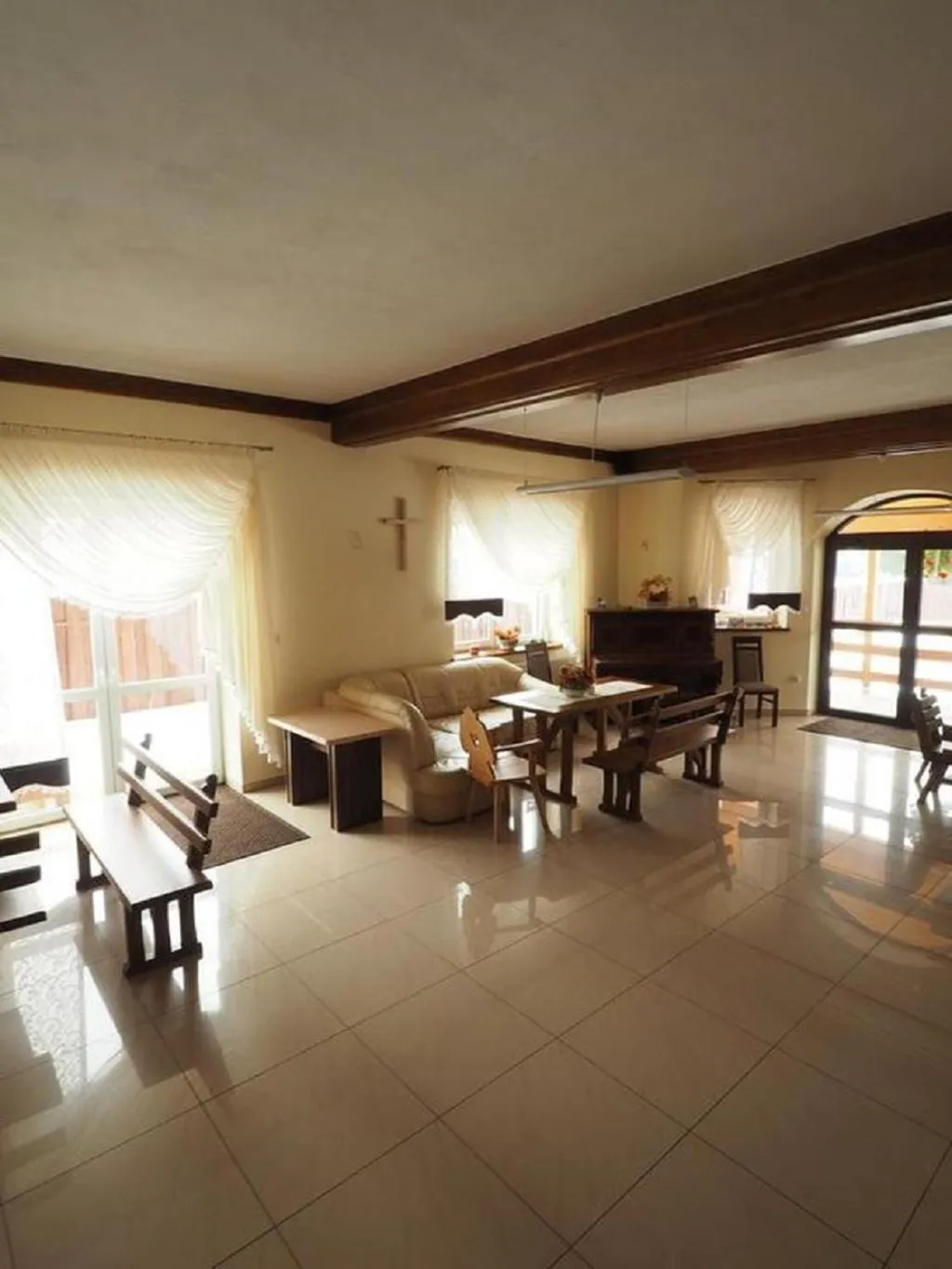 Area and facilities in DW Poronianka