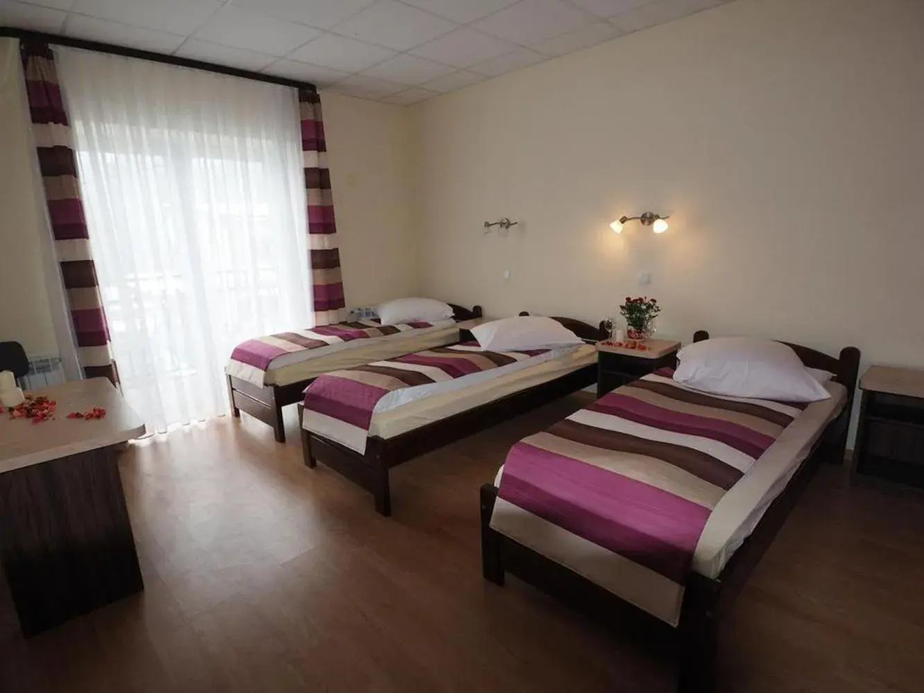 Triple Room with Private Bathroom in DW Poronianka Triple Room with Private Bathroom in DW Poronianka