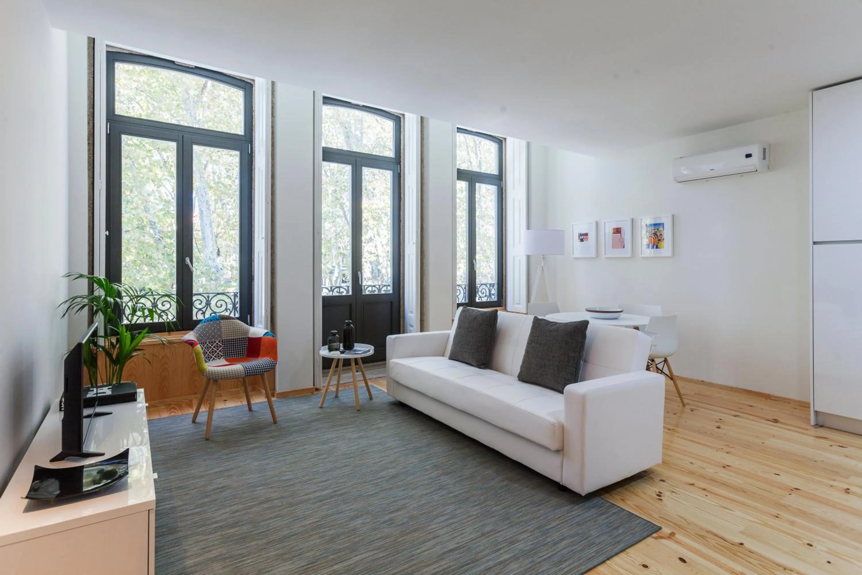 Living room in BO - Marquês Apartments