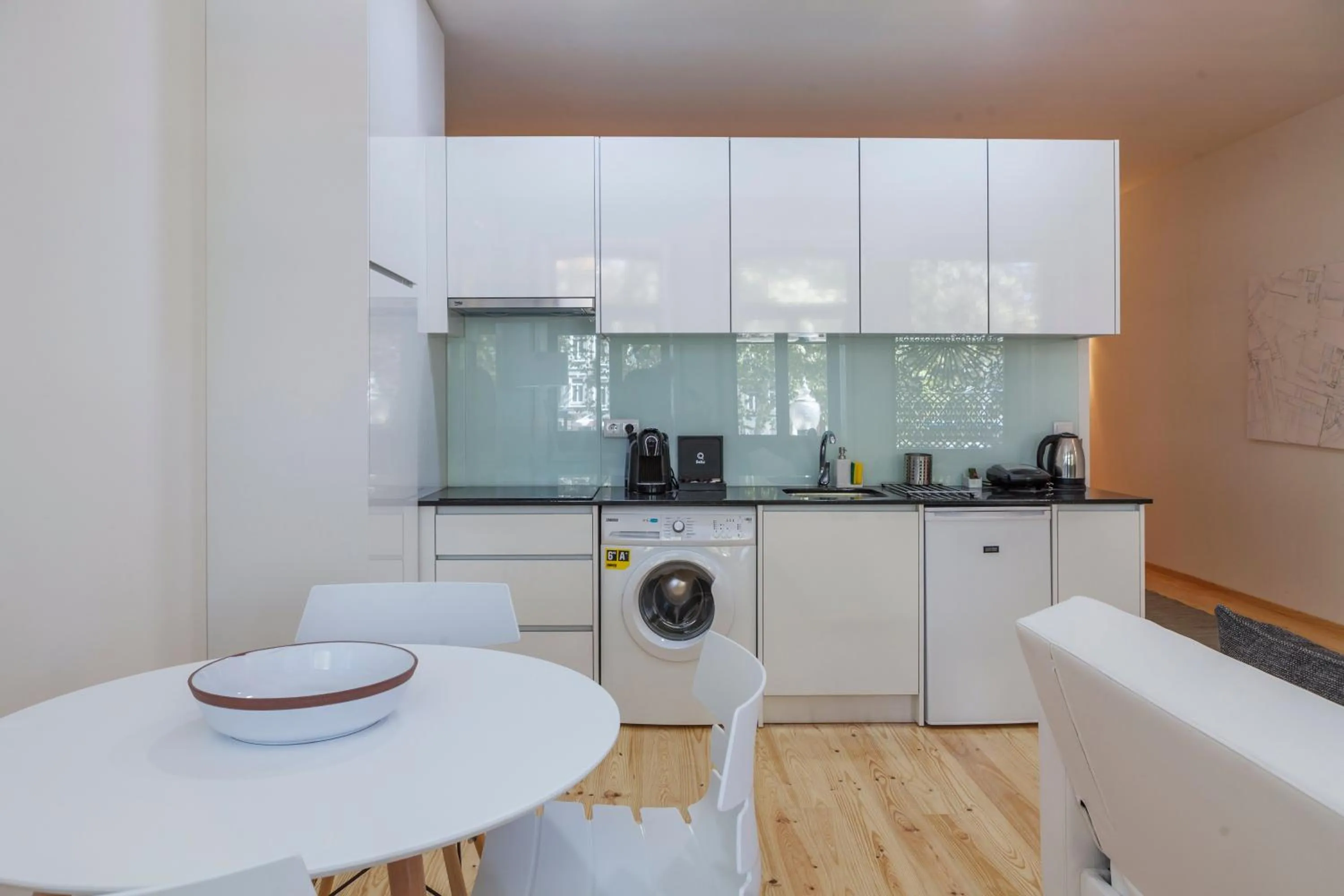 Kitchen or kitchenette in BO - Marquês Apartments