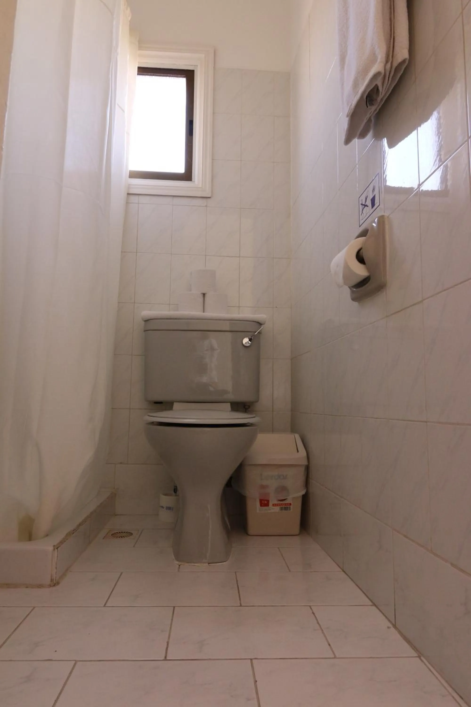 Shower in Kings Annex