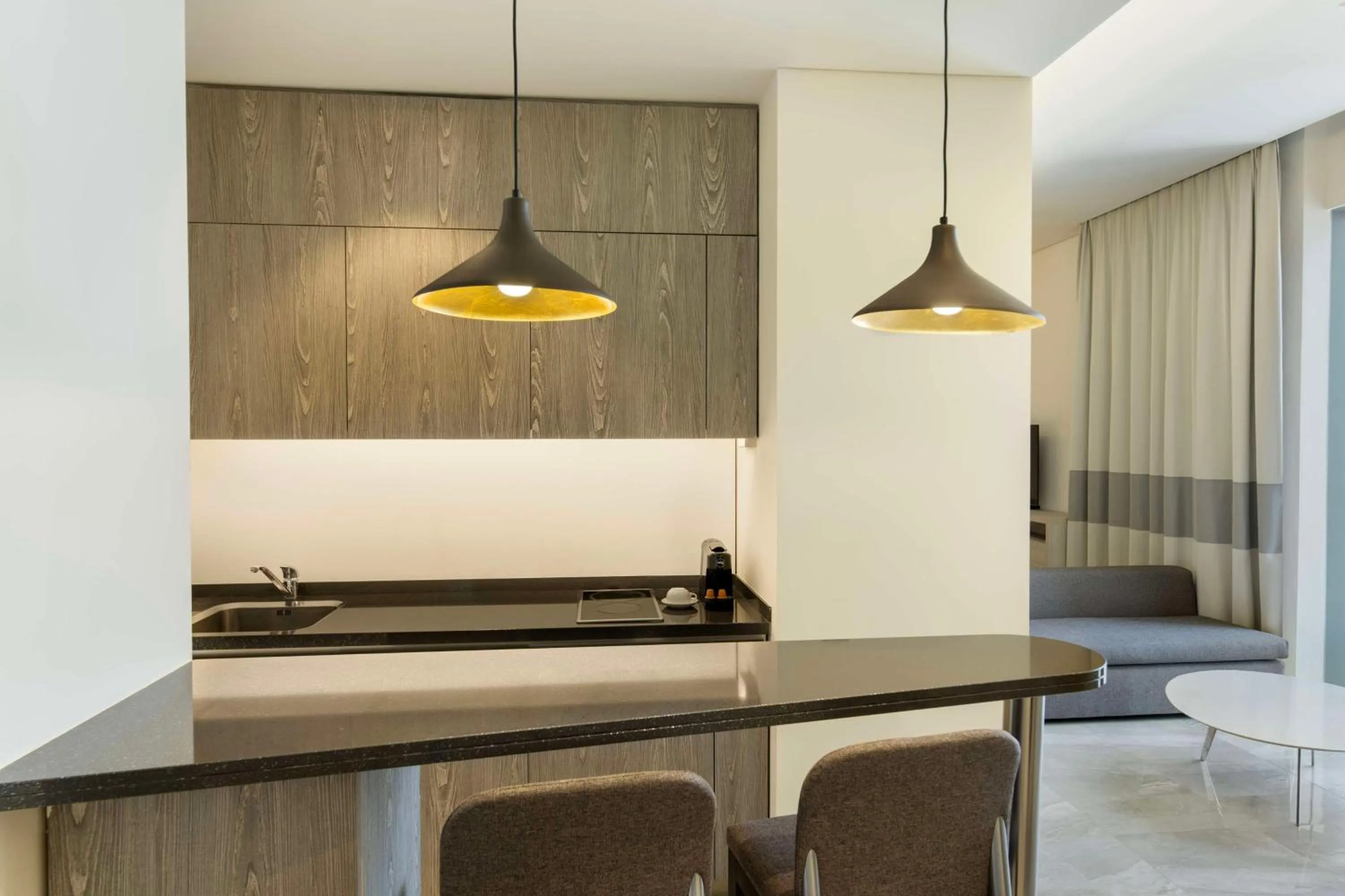 Kitchen or kitchenette in DoubleTree by Hilton Doha Old Town