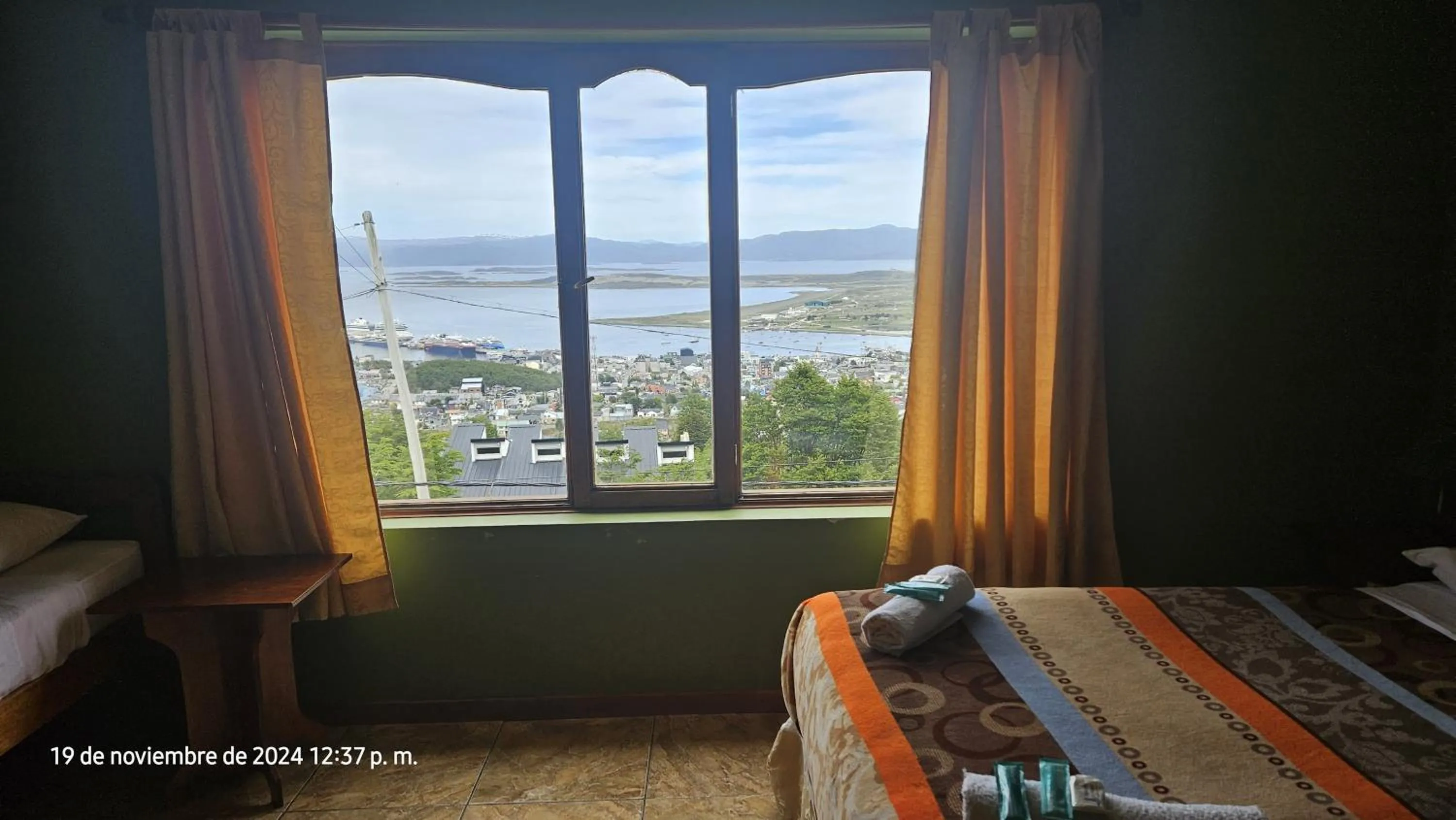 Bed in Mirador del Beagle Hosteria