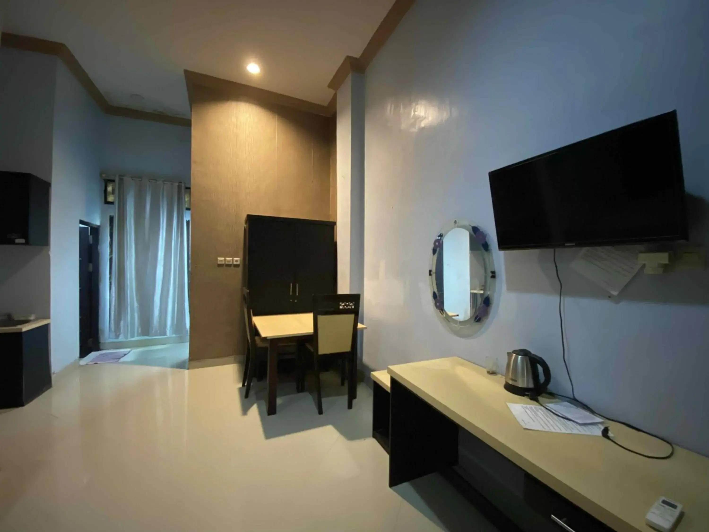 Economy Twin Room in Hotel O near Universitas Palangka Raya formerly Wisma Aries Economy Twin Room in Hotel O near Universitas Palangka Raya formerly Wisma Aries