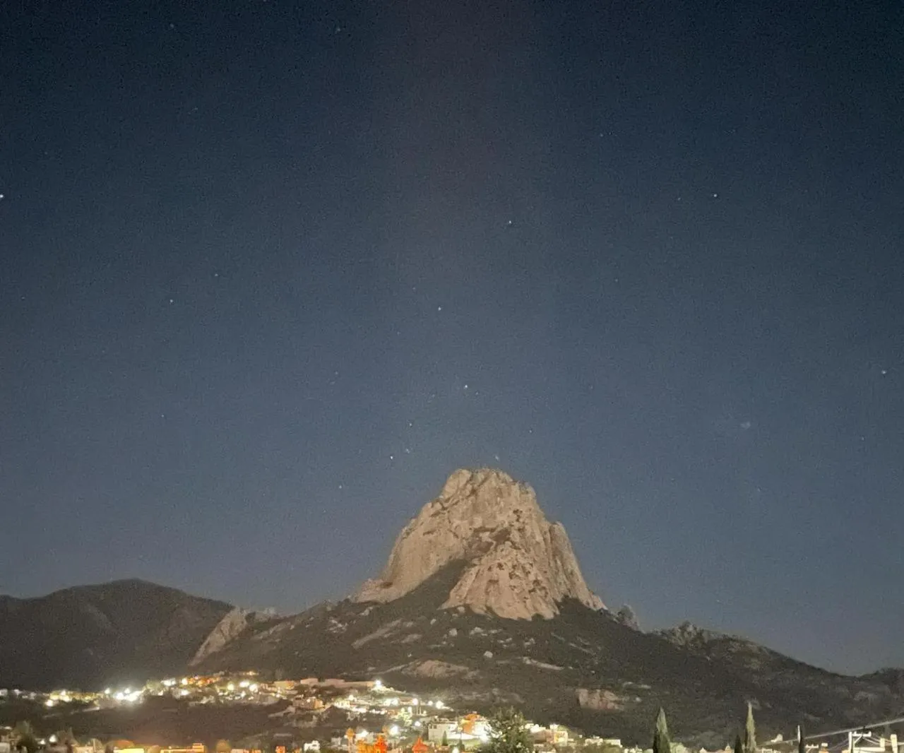 Hotel Villas Kerendarhú