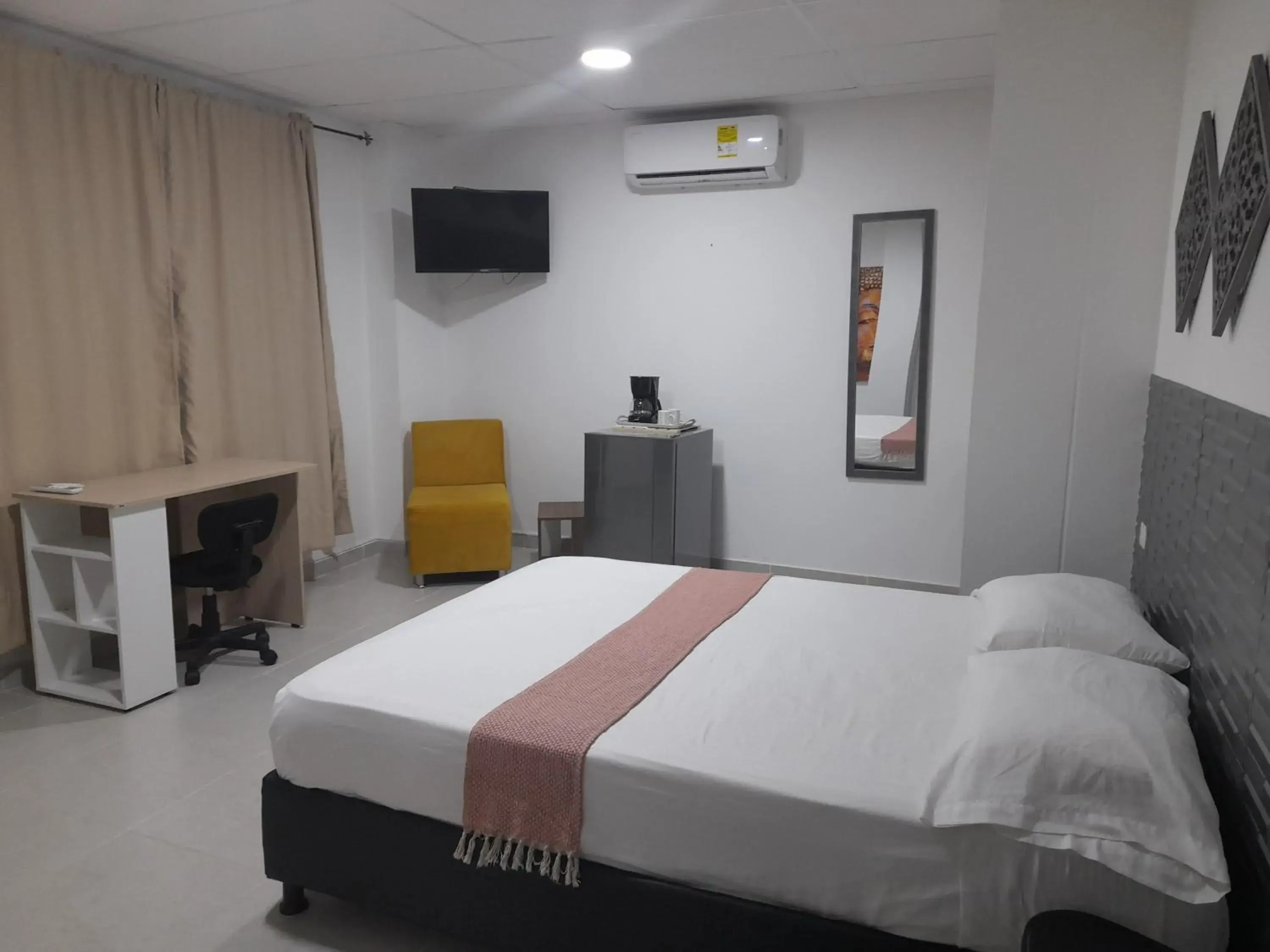 Double Room in Apartamentos Las Piloneras Double Room in Apartamentos Las Piloneras