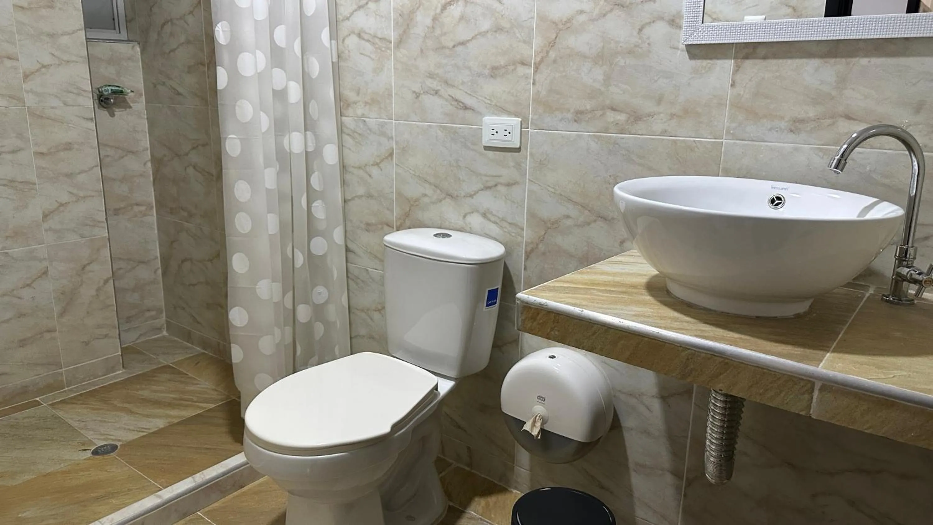 Las Piloneras Apartahotel