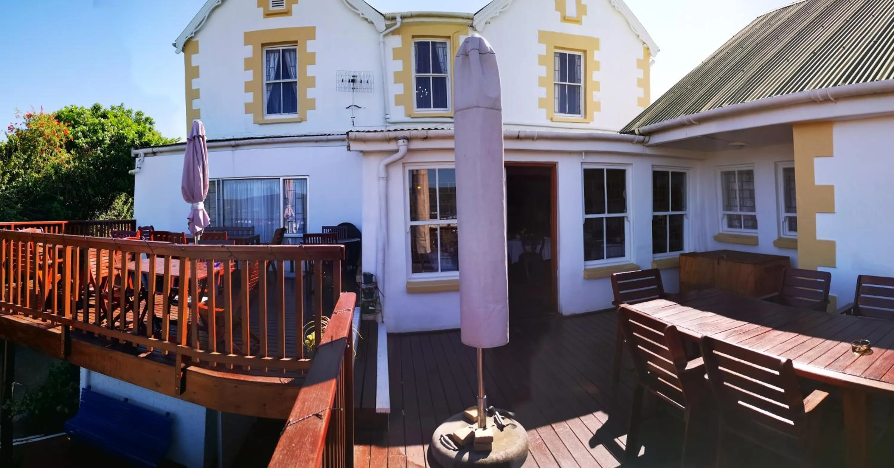 Property building in Knysna Manor House