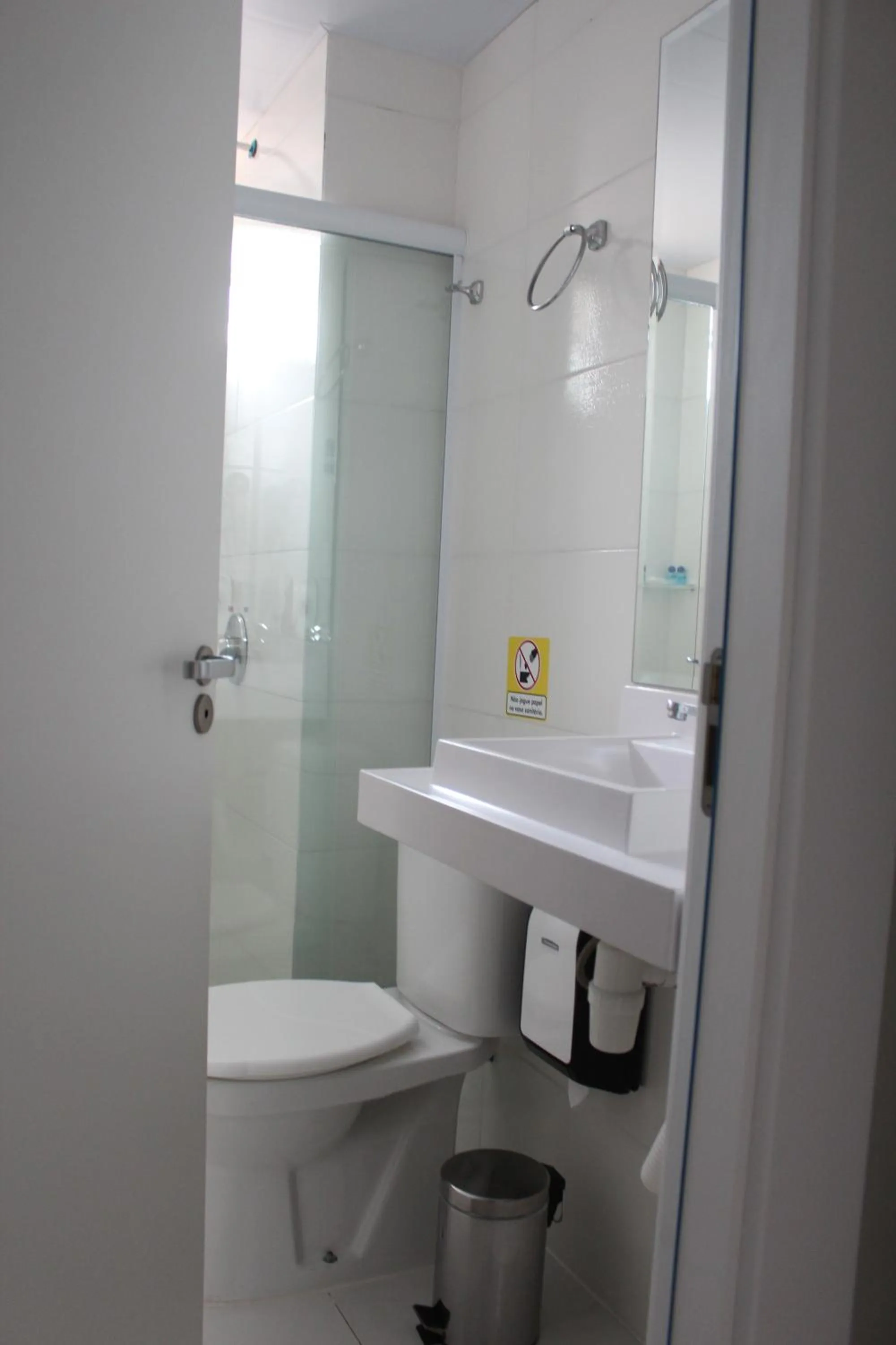 Bathroom in AJ Hotel Chapecó - Fácil Acesso Pátio Shopping e Rótula da Bandeira